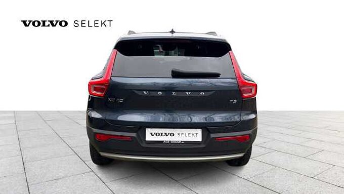Volvo XC40 Momentum Pro, T2 (manual)