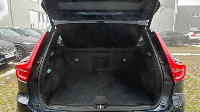 Volvo XC40 Momentum Pro, T3 Geartronic
