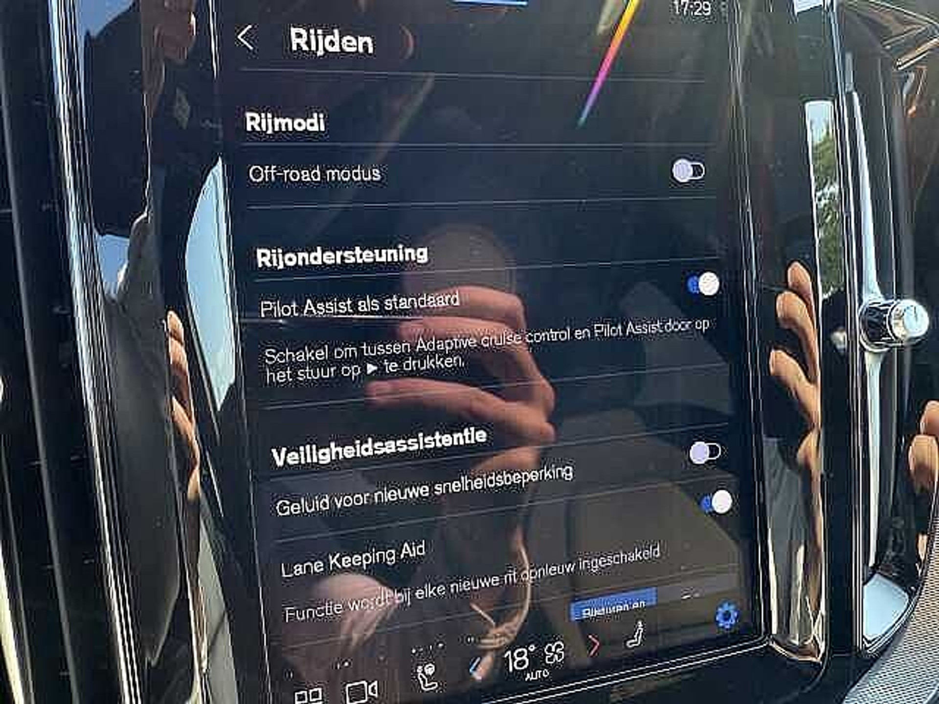 Volvo XC60 B5 AWD Mild-Hybrid Plus Dark - PANODAK - 4x4 + 3 JAAR GARANTIE 48482050-17.jpg | ACB Woluwe