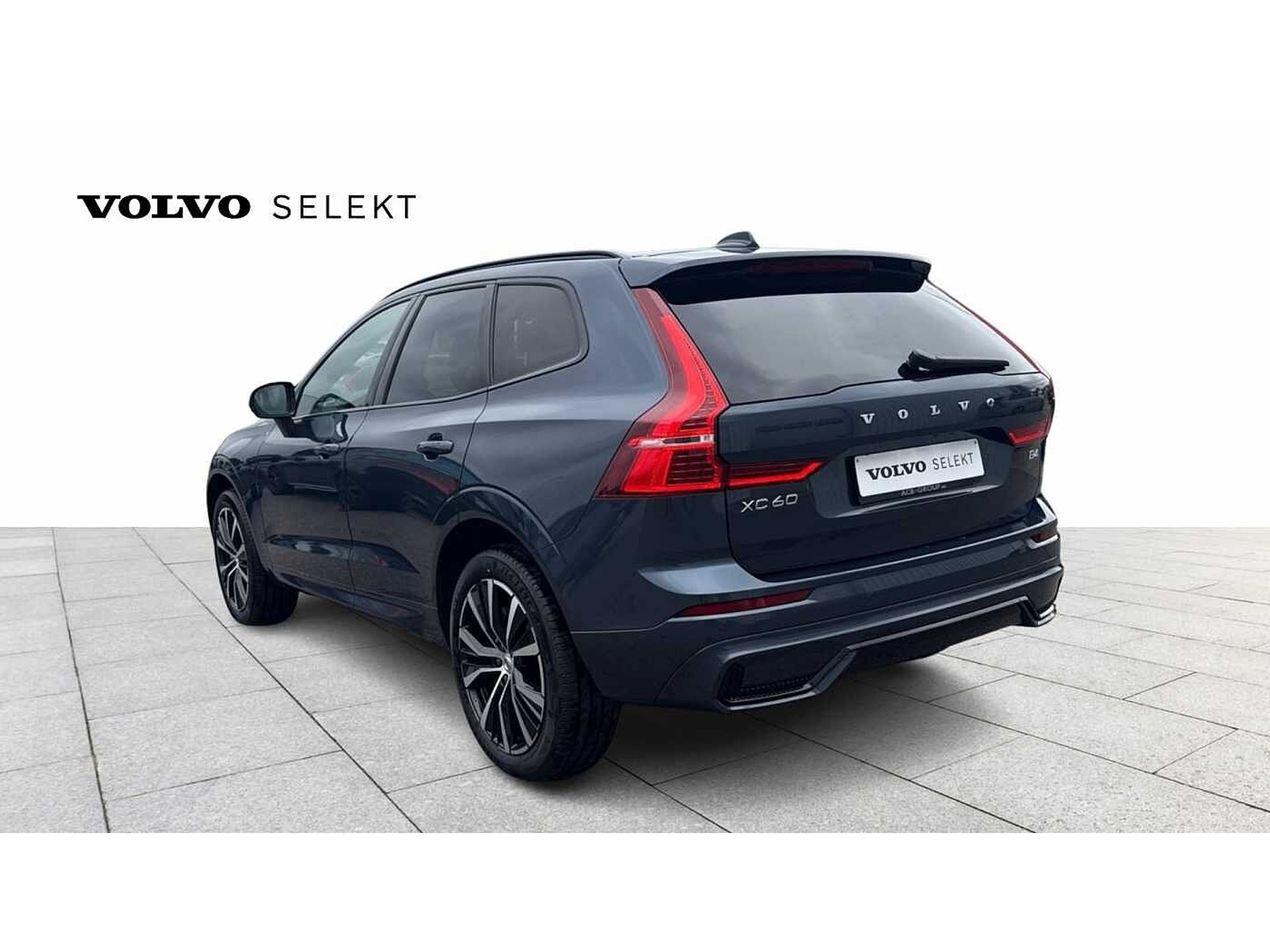 Volvo XC60 B4 Mild-Hybrid Plus Dark + 3 JAAR GARANTIE 48482057-1.jpg | ACB Woluwe
