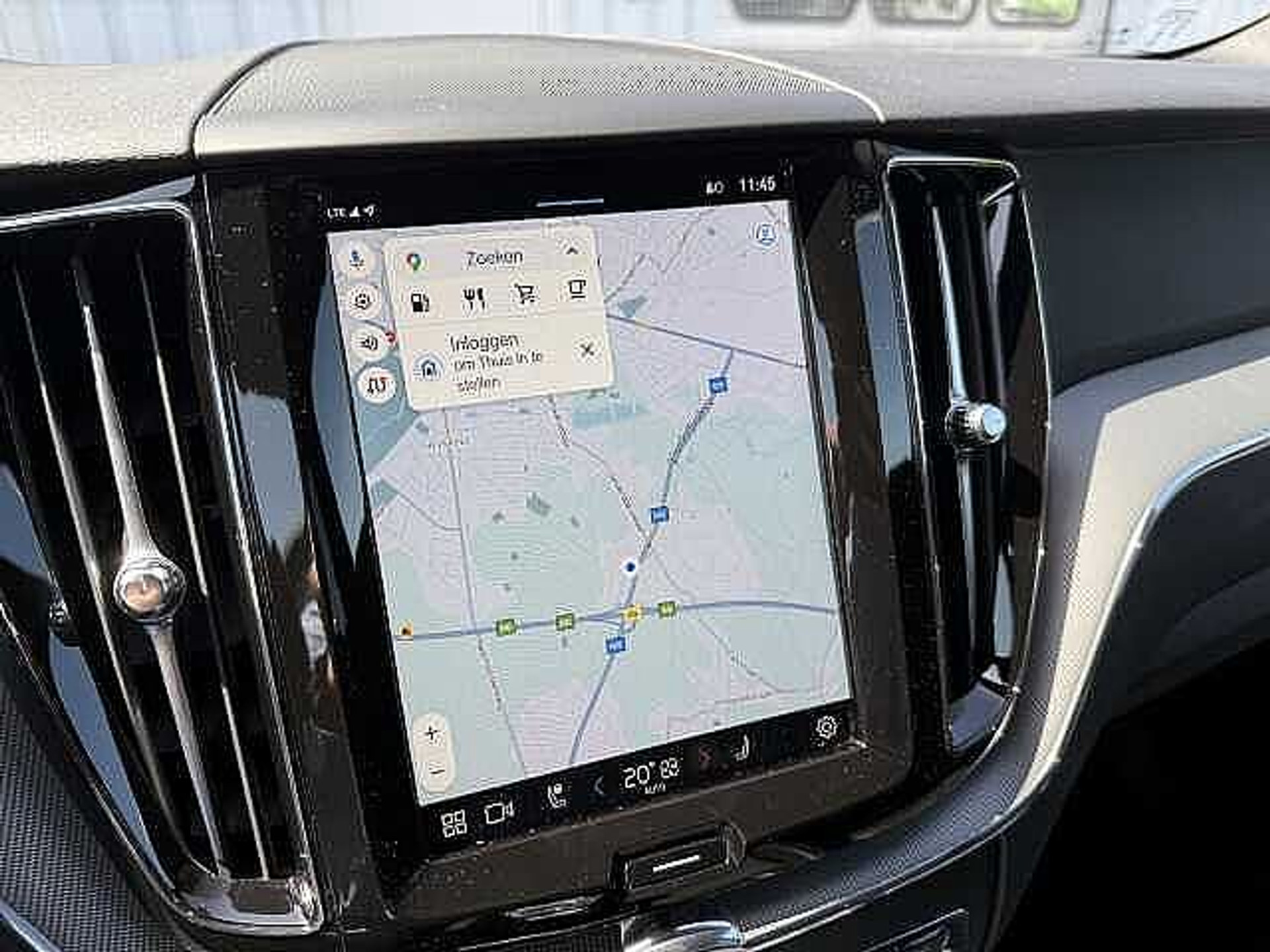 Volvo XC60 B4 Mild-Hybrid Plus Dark + 3 JAAR GARANTIE 48482057-11.jpg | ACB Woluwe