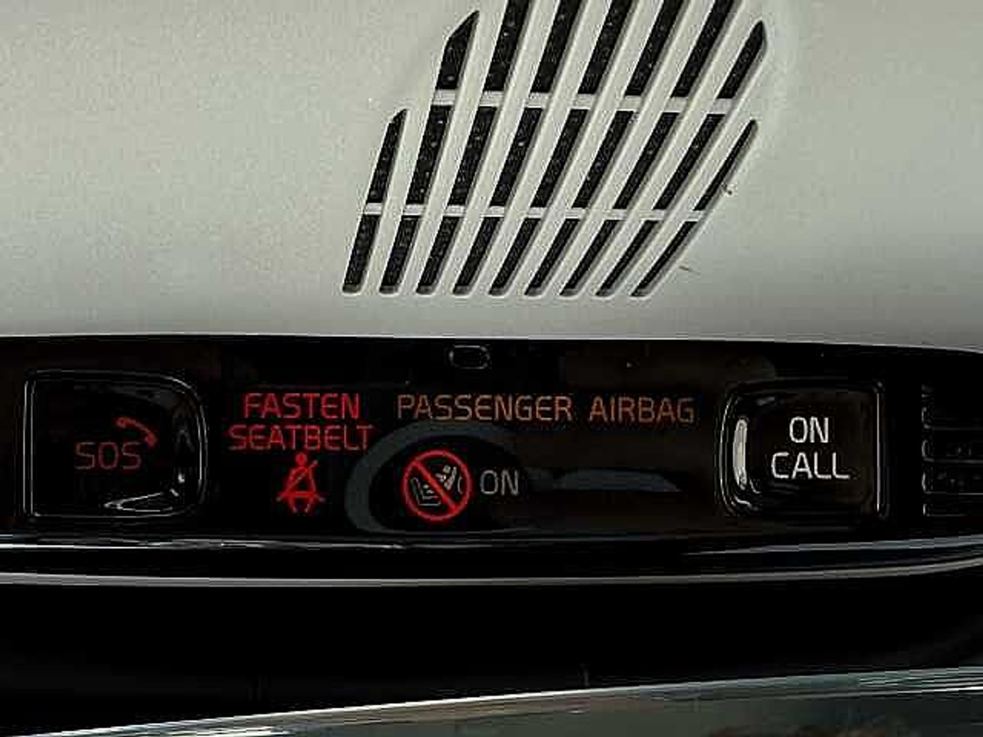 Volvo XC40 T4 Plug-in Hybrid Inscription Expression + 3 JAAR GARANTIE 48482060-18.jpg | ACB Woluwe