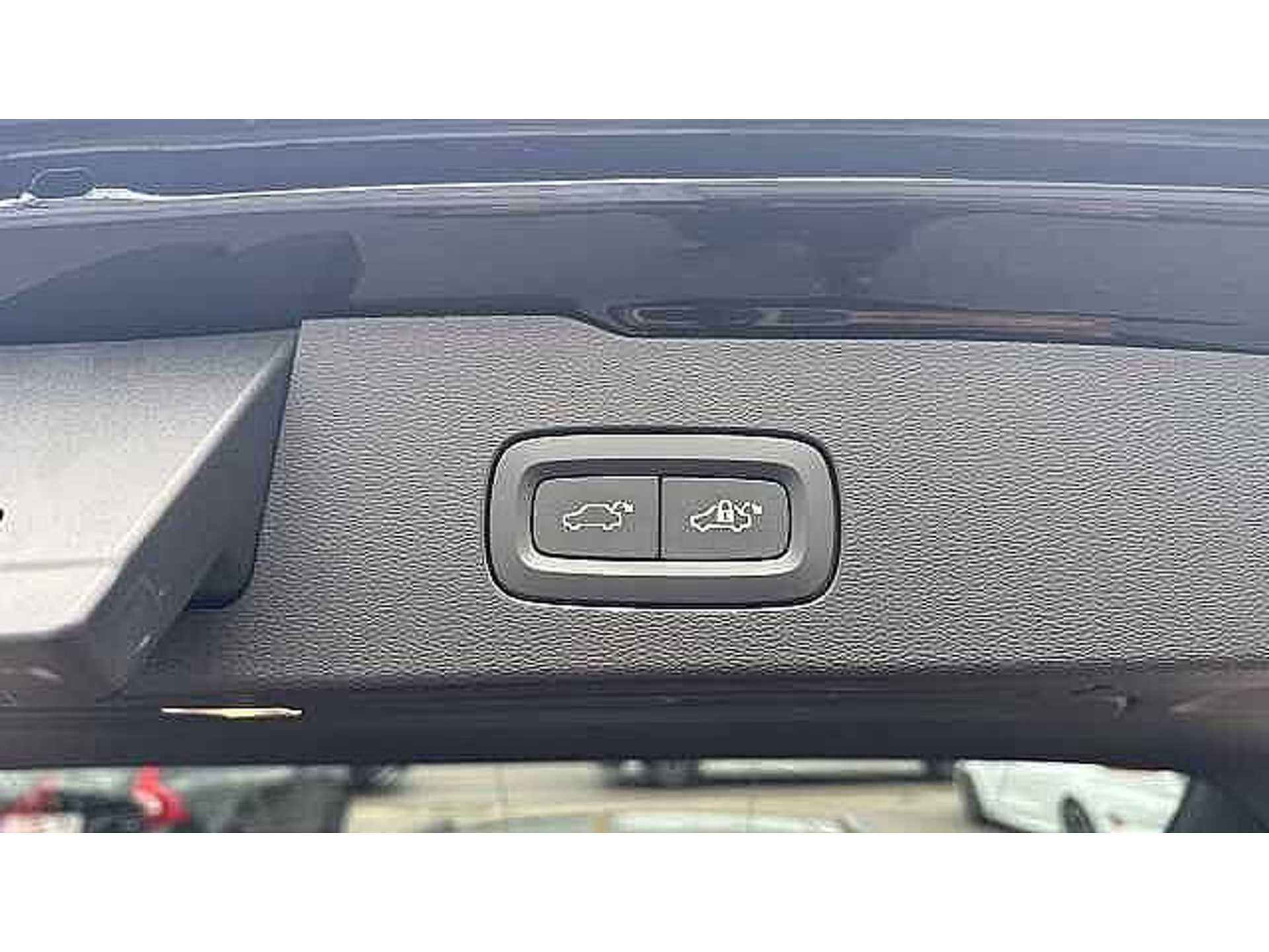 Volvo V60 Ultra Dark, T6 AWD Plug-in hybrid 48482072-20.jpg | ACB Woluwe