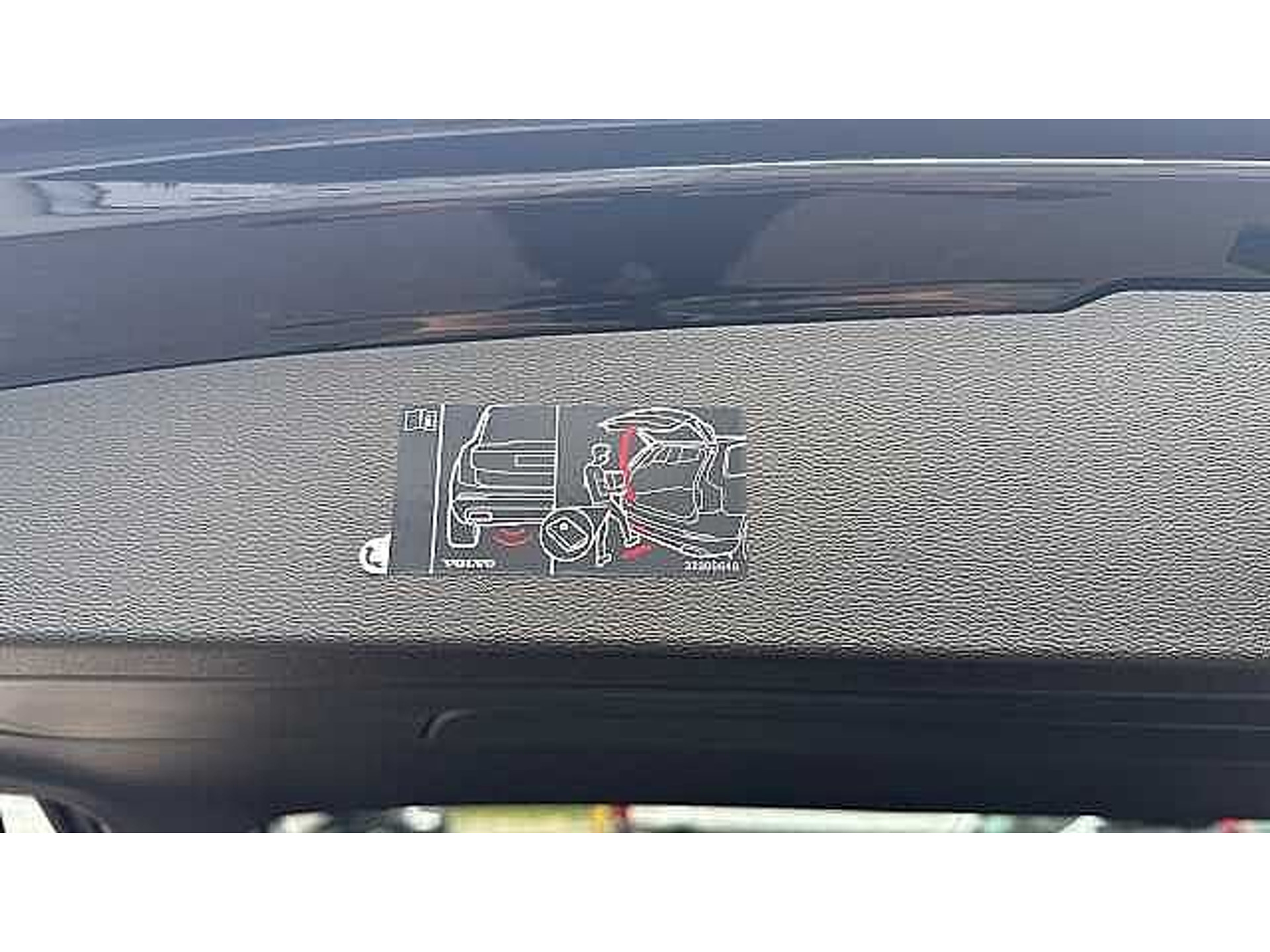 Volvo V60 Ultra Dark, T6 AWD Plug-in hybrid 48482072-21.jpg | ACB Woluwe