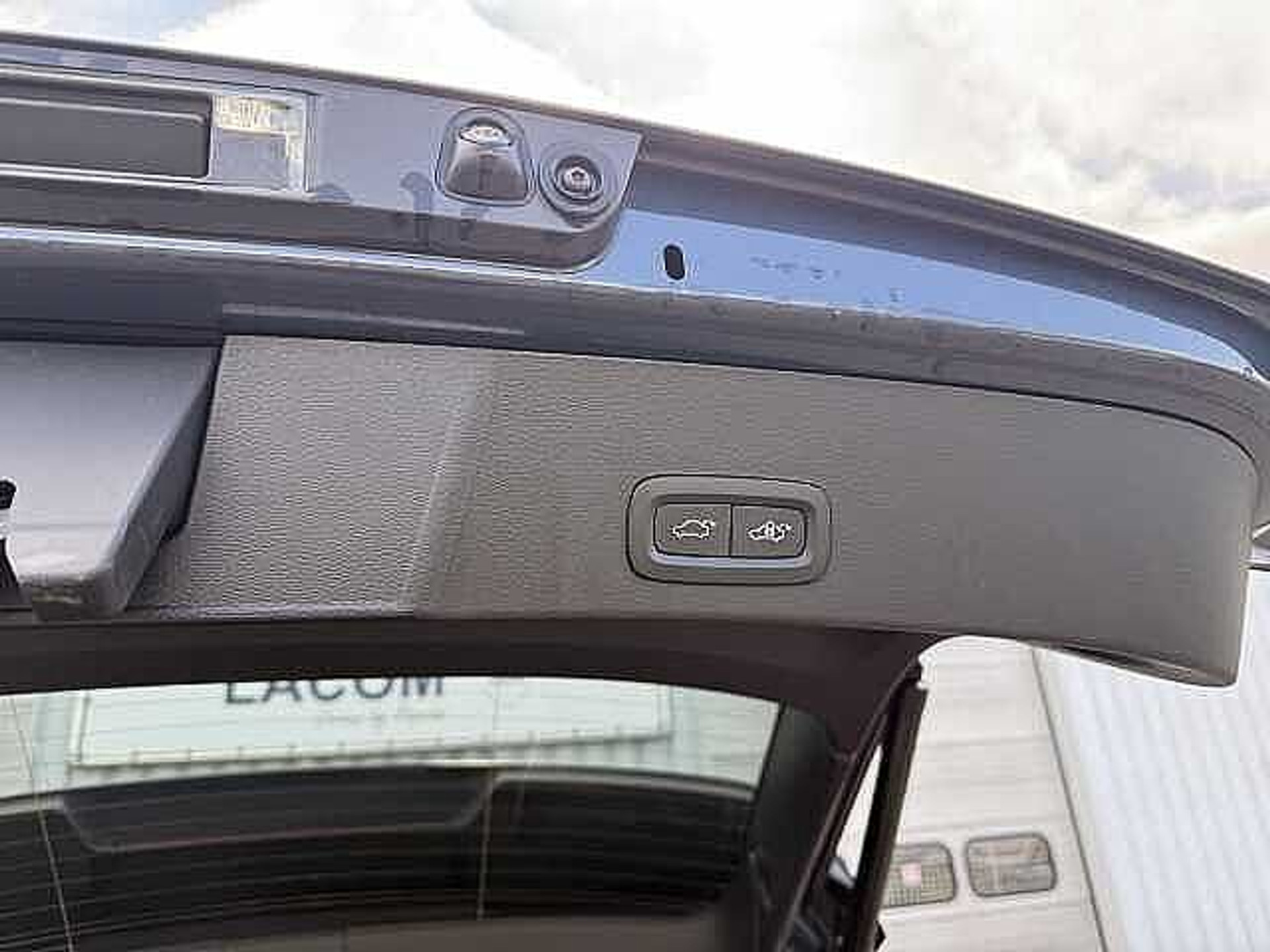 Volvo XC40 T4 R-Design Plug in Hybride + 3 JAAR GARANTIE 48482077-24.jpg | ACB Woluwe