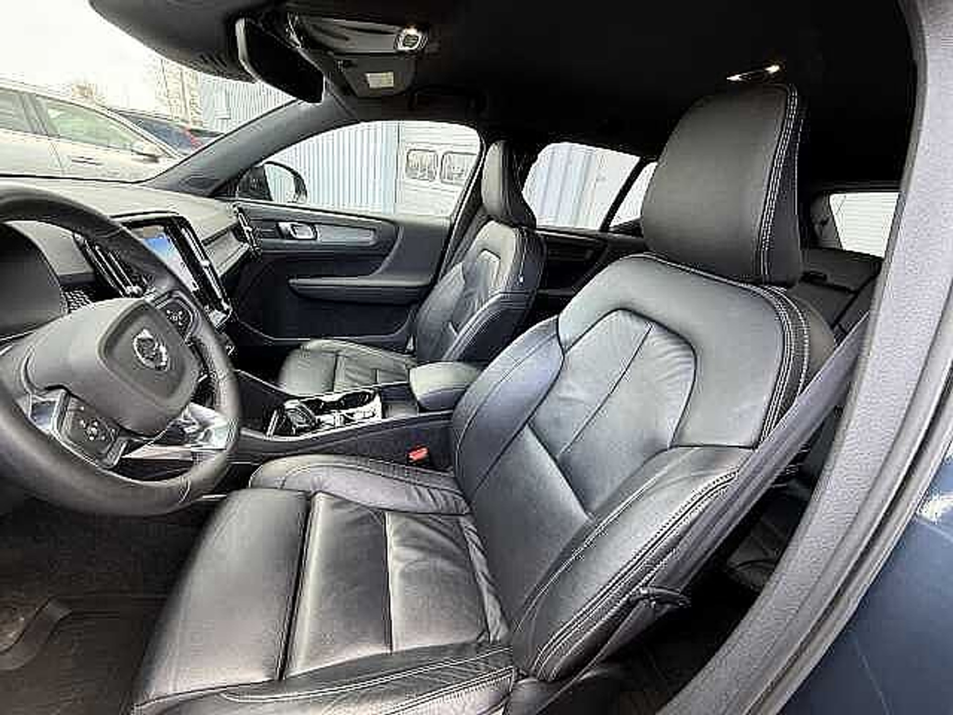 Volvo XC40 T4 R-Design Plug in Hybride + 3 JAAR GARANTIE 48482077-4.jpg | ACB Woluwe