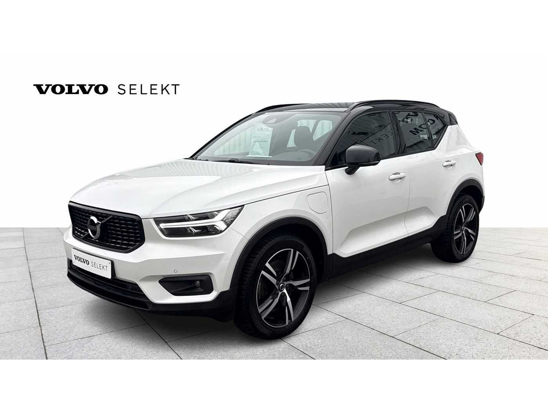 Volvo XC40 T5 Plug-in Hybrid R-Design + 3 JAAR GARANTIE 48482082-0.jpg | ACB Woluwe