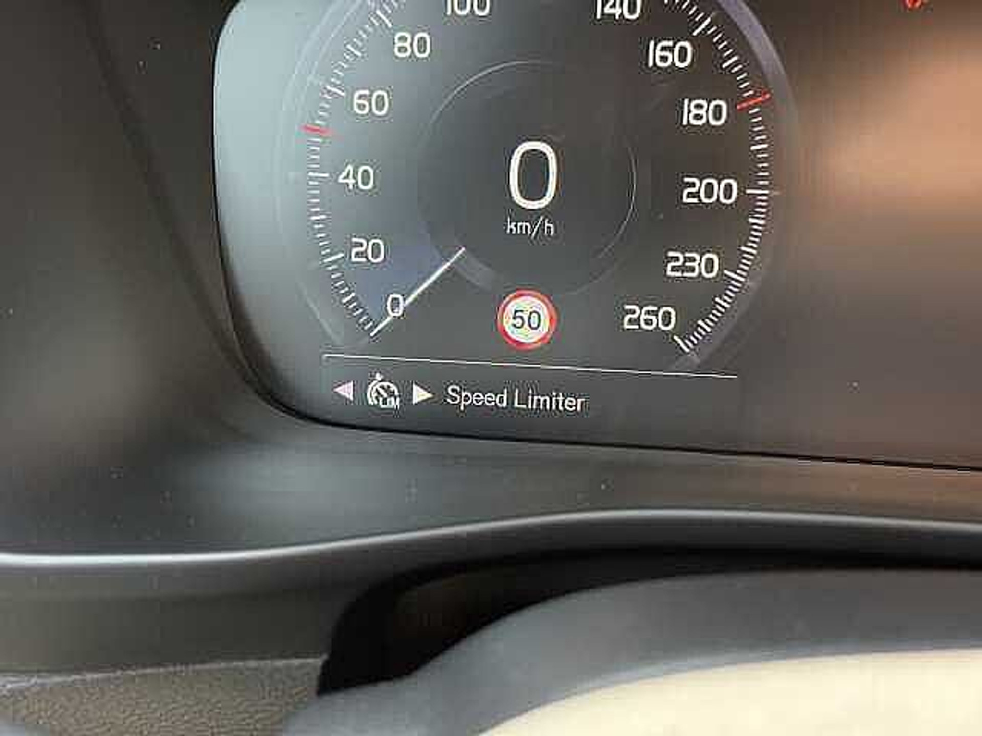 Volvo XC40 T5 Plug-in Hybrid R-Design + 3 JAAR GARANTIE 48482082-9.jpg | ACB Woluwe