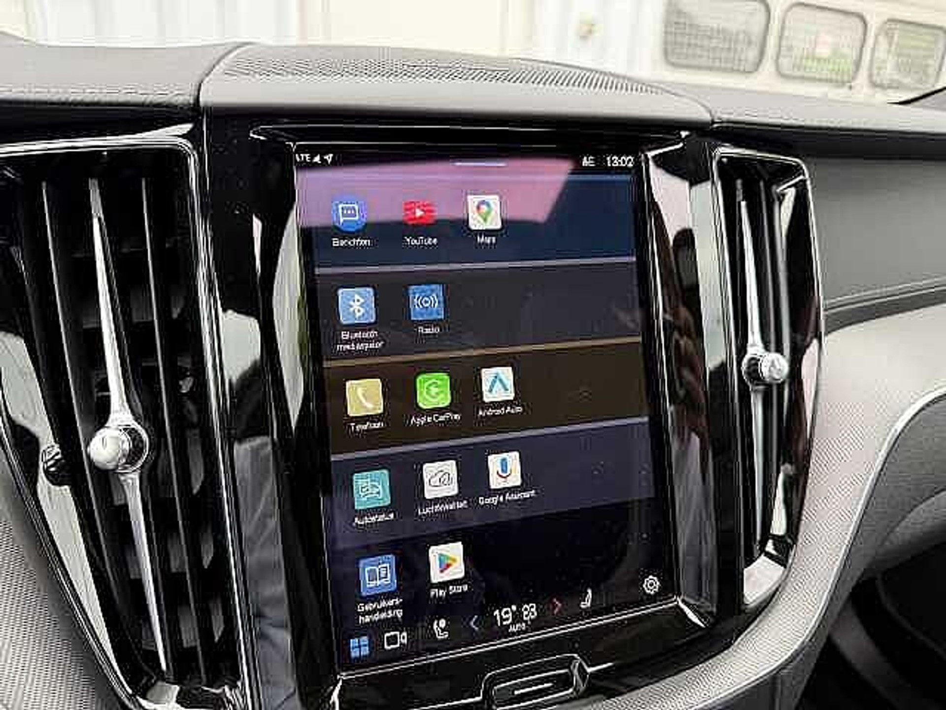 Volvo XC60 T6 AWD Ultimate Dark Plug in Hybride- Luchtvering - Trekhaak + 3 JAAR GARANTIE 48482088-13.jpg | ACB Woluwe