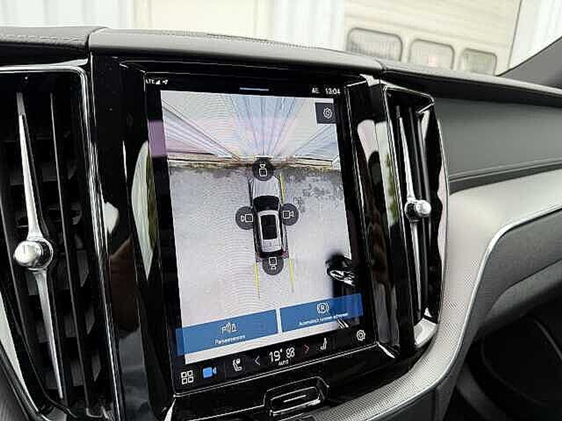 Volvo XC60 T6 AWD Ultimate Dark Plug in Hybride- Luchtvering - Trekhaak + 3 JAAR GARANTIE 48482088-8.jpg | ACB Woluwe