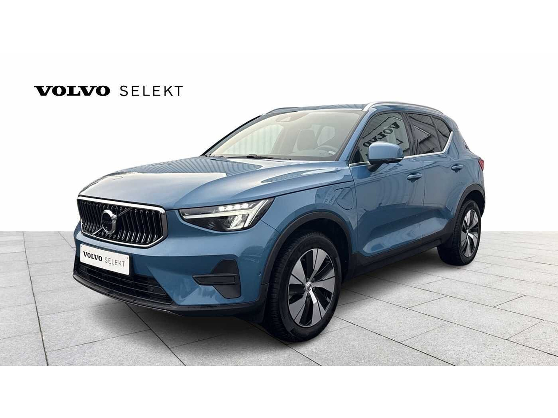 Volvo XC40 Recharge Plus Bright, T4 Plug-in hybrid 48482089-0.jpg | ACB Woluwe