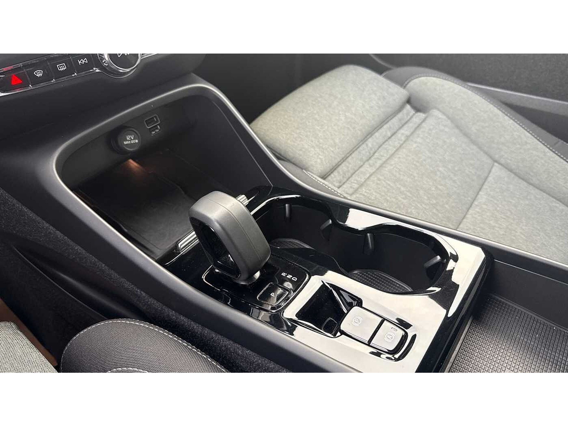 Volvo XC40 Recharge Plus Bright, T4 Plug-in hybrid 48482089-19.jpg | ACB Woluwe