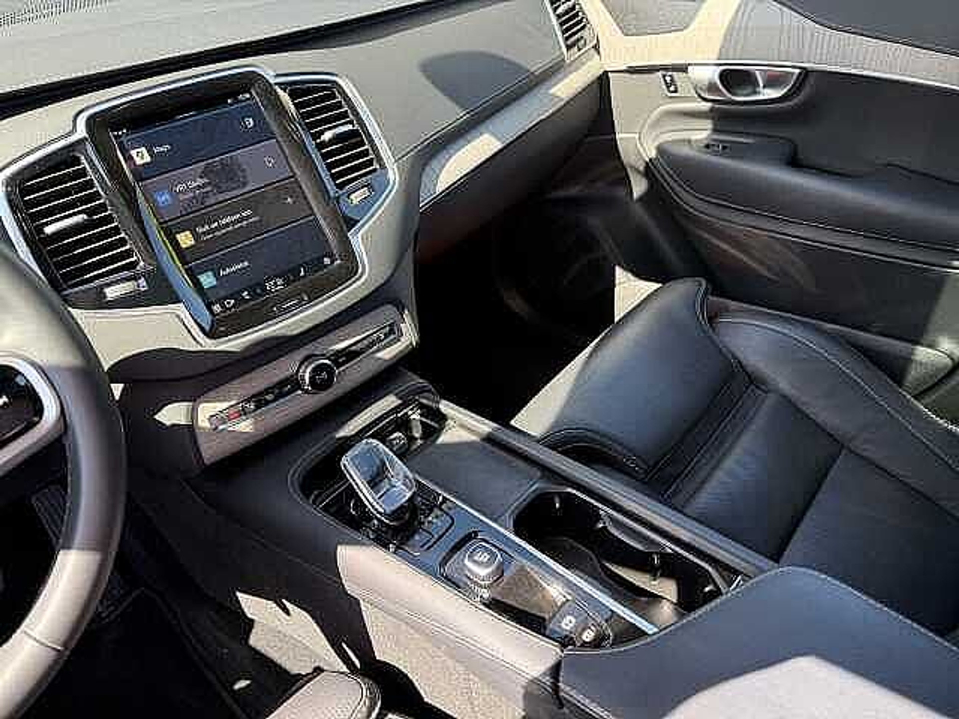 Volvo XC90 T8 AWD Plus Dark Plug-in hybrid - PANODAK - Luchtvering + 3 JAAR GARANTIE 48482092-13.jpg | ACB Woluwe