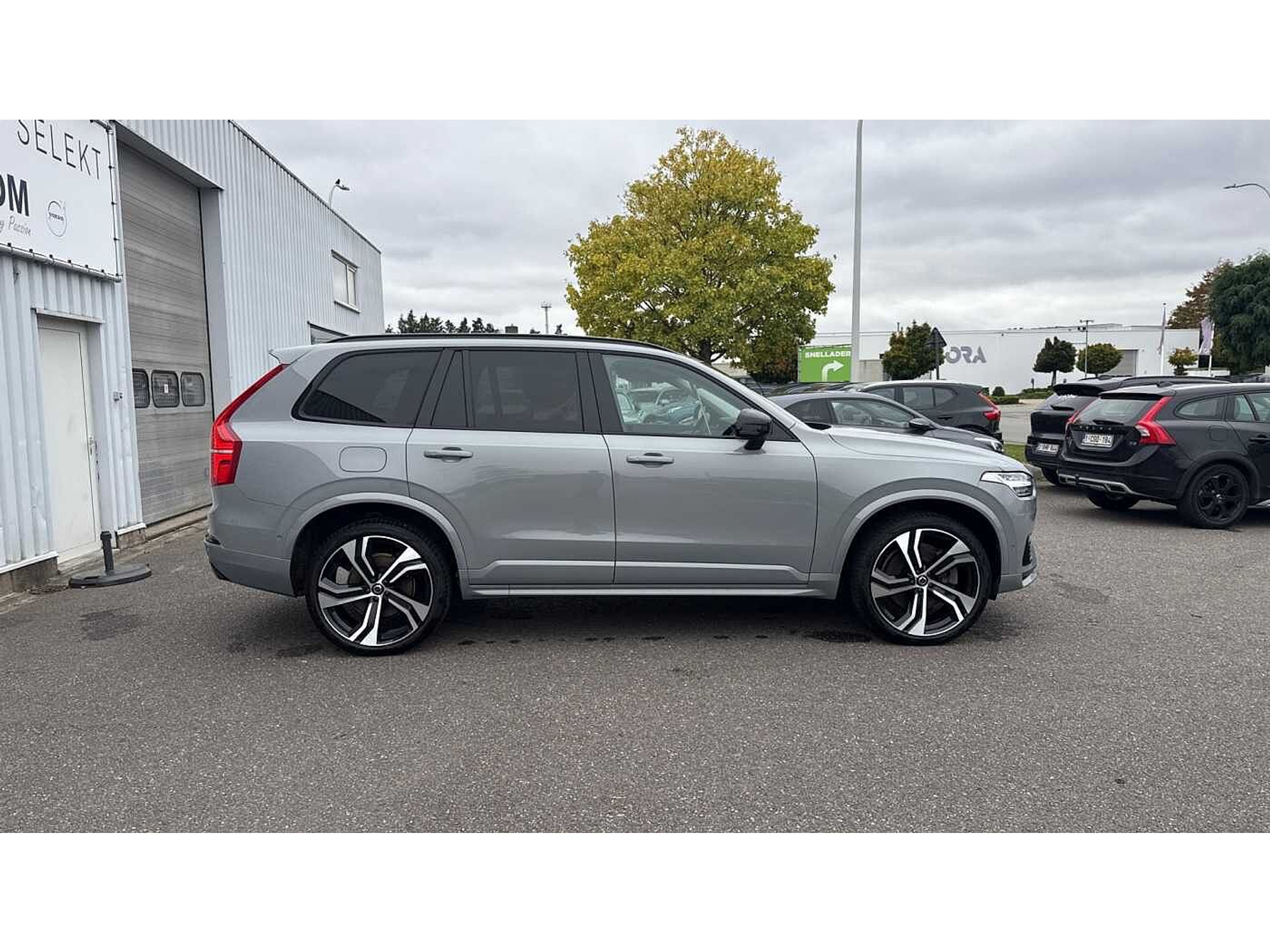 Volvo XC90 T8 AWD Plus Dark Plug-in hybrid - PANODAK - Luchtvering + 3 JAAR GARANTIE 48482092-29.jpg | ACB Woluwe