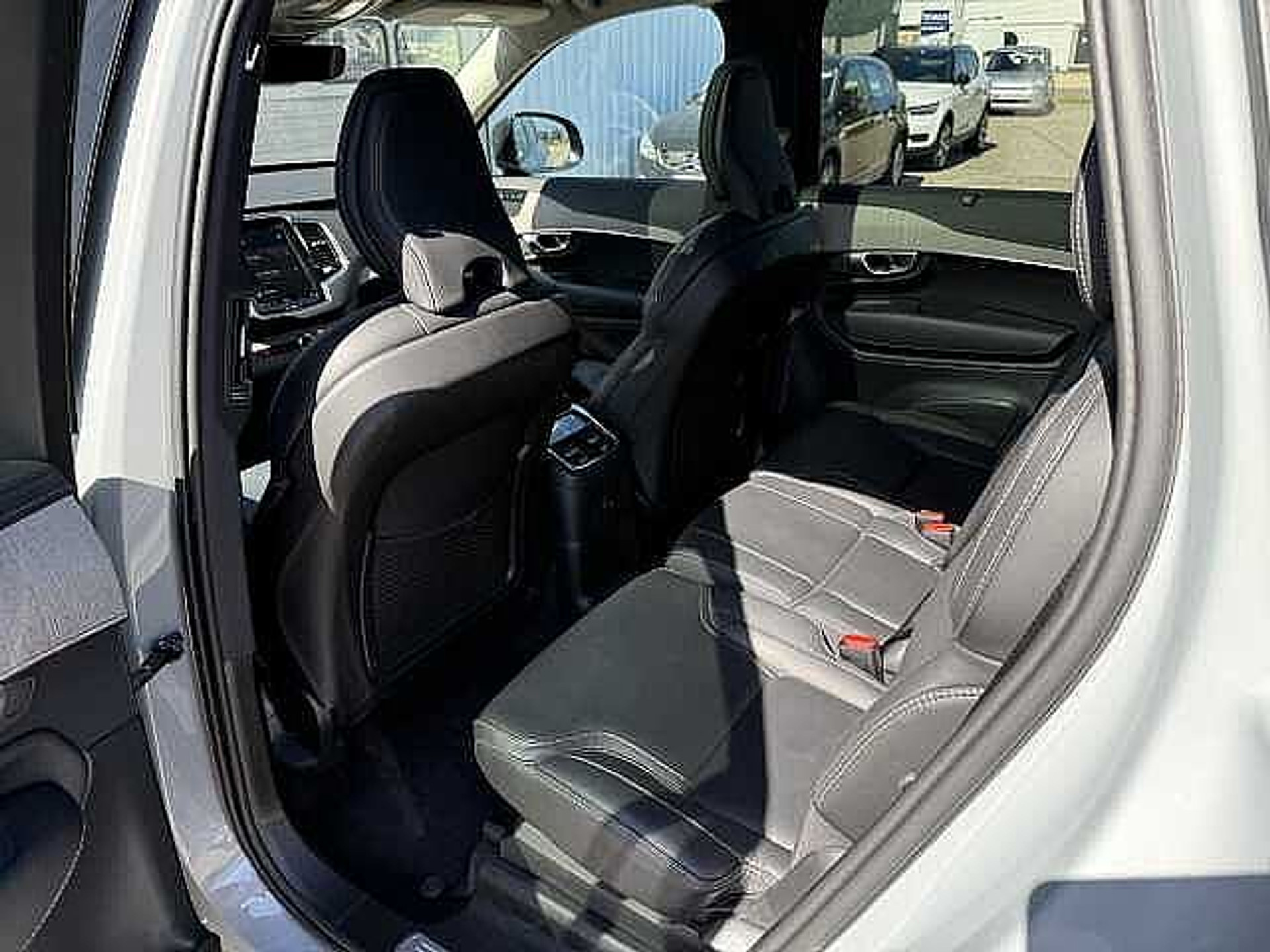 Volvo XC90 T8 AWD Plus Dark Plug-in hybrid - PANODAK - Luchtvering + 3 JAAR GARANTIE 48482092-6.jpg | ACB Woluwe