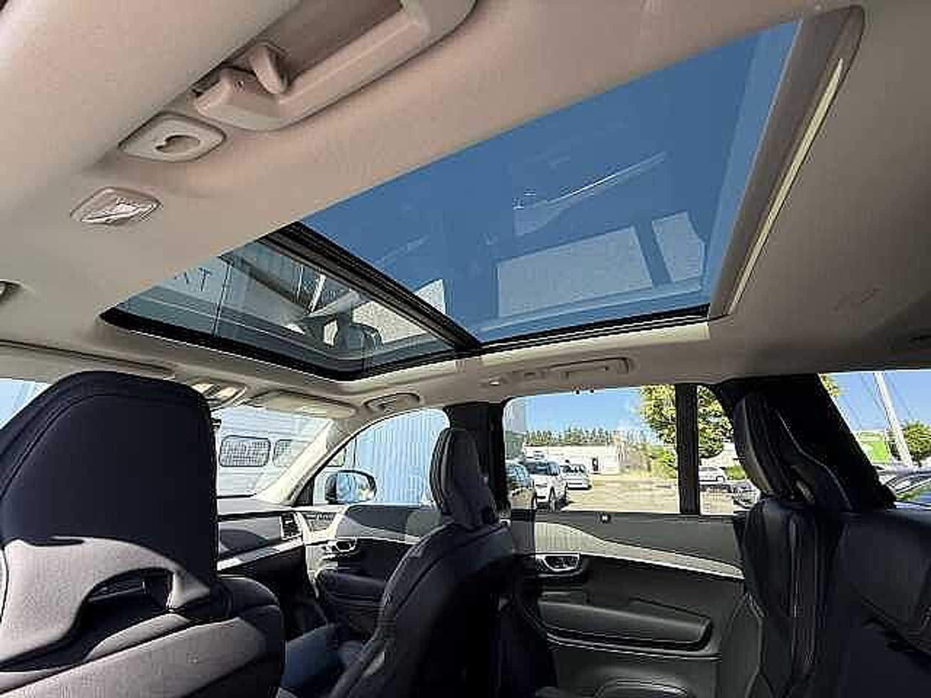 Volvo XC90 T8 AWD Plus Dark Plug-in hybrid - PANODAK - Luchtvering + 3 JAAR GARANTIE 48482092-9.jpg | ACB Woluwe