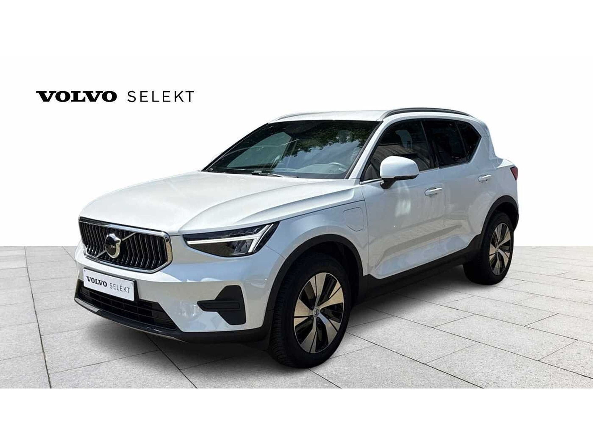 Volvo XC40 Recharge Plus Bright, T4 plug-in hybrid, 48482122-0.jpg | ACB Woluwe