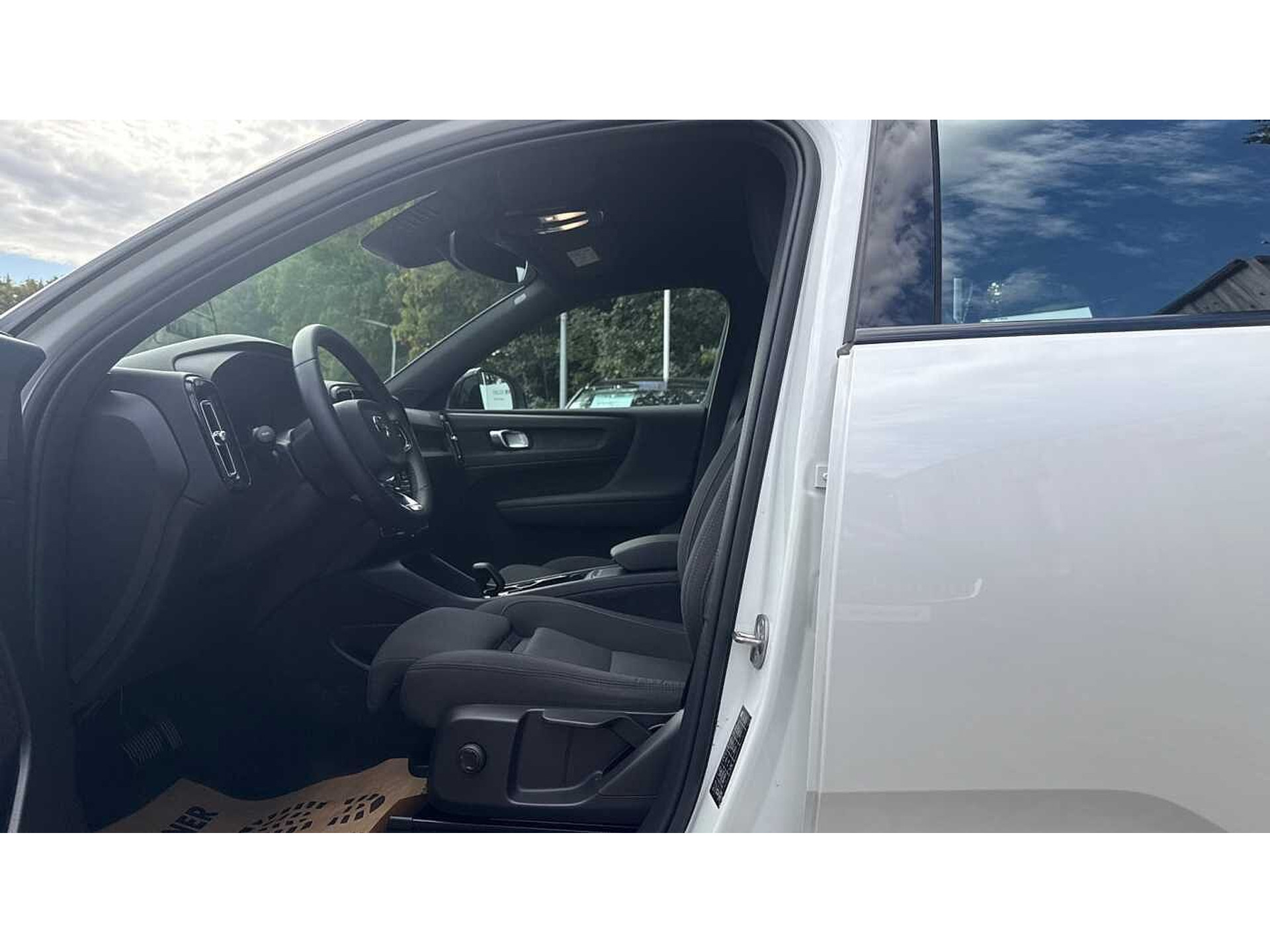 Volvo XC40 Recharge Core, Single Motor Extended Range, Elektrisch 48482130-19.jpg | ACB Woluwe