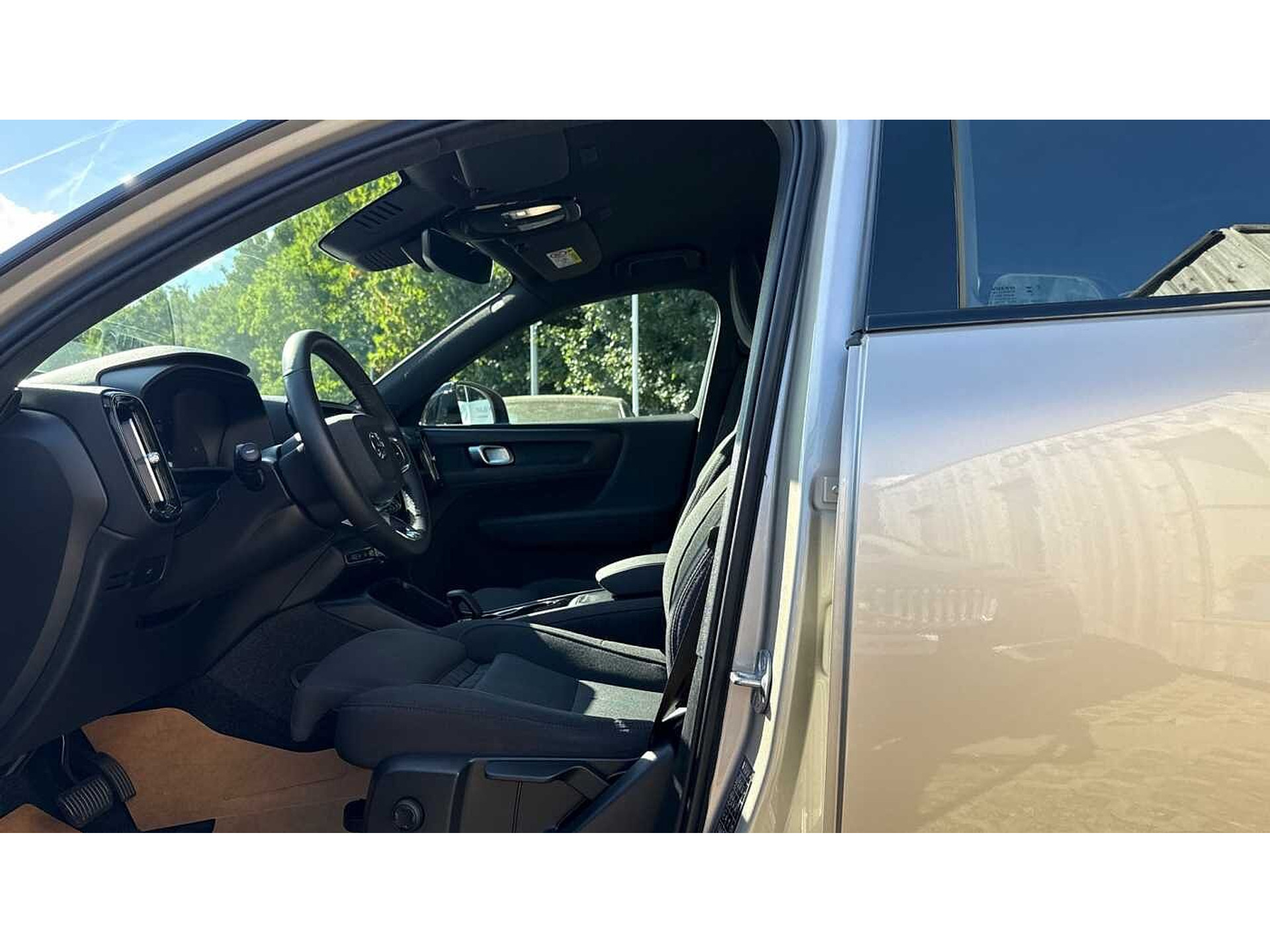 Volvo XC40 Recharge Core, P6 Single Motor Extended Range, Elektrisch 48482131-19.jpg | ACB Woluwe