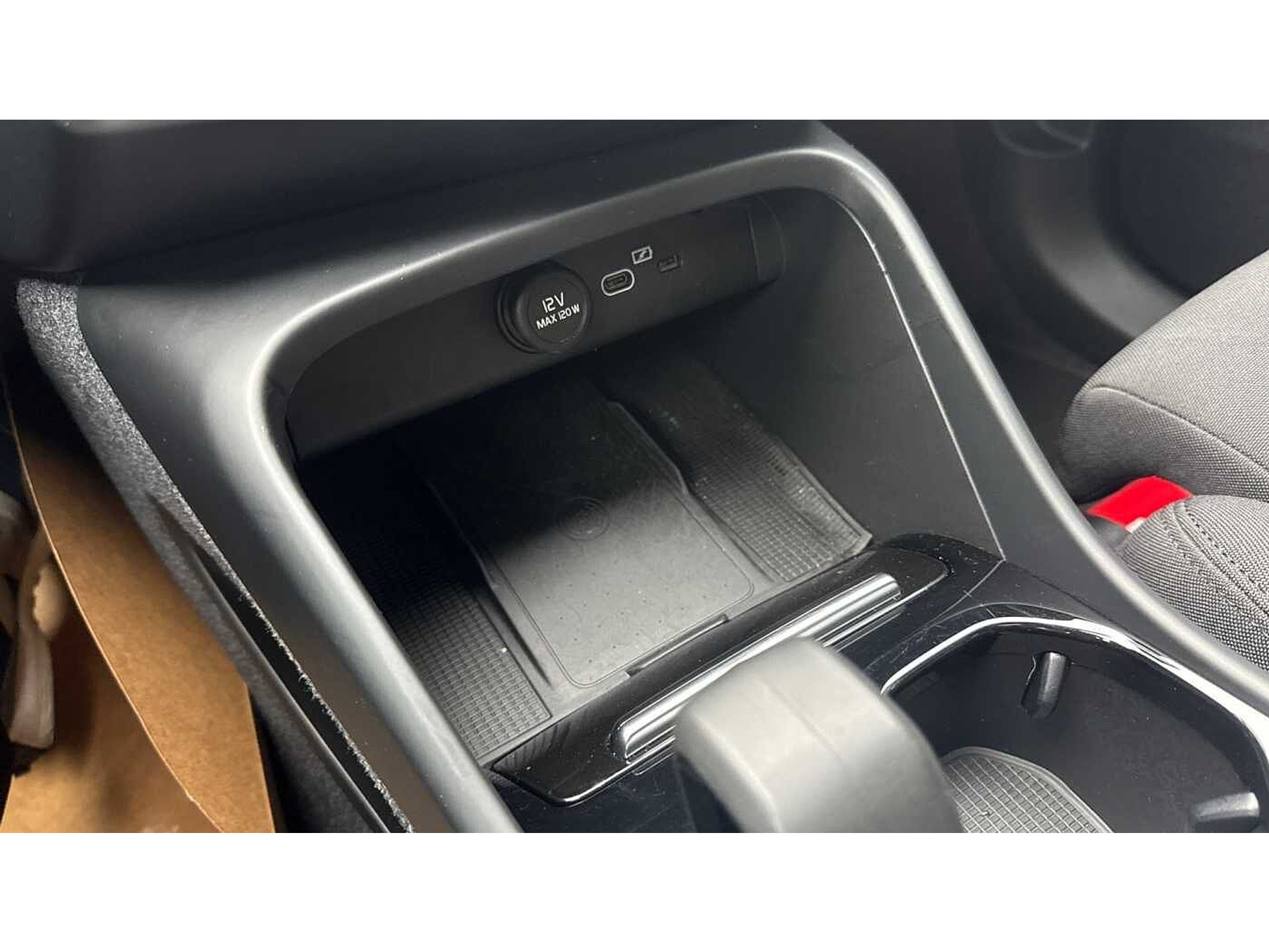 Volvo C40 Recharge Core, Single Motor Extended Range, Elektrisch 48482132-18.jpg | ACB Woluwe