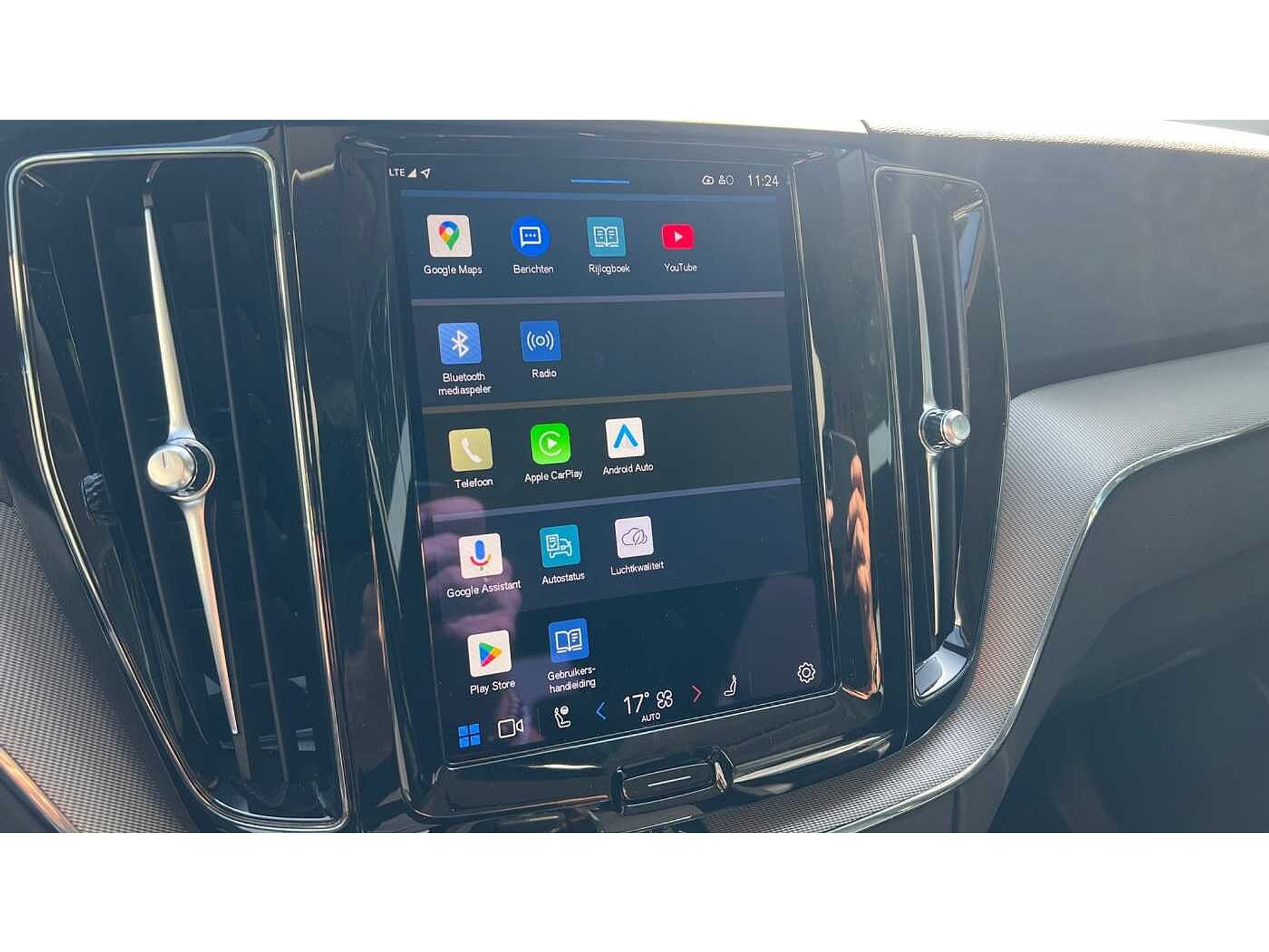 Volvo XC60 B4 Mild Hybrid, Plus Dark 48482134-17.jpg | ACB Woluwe