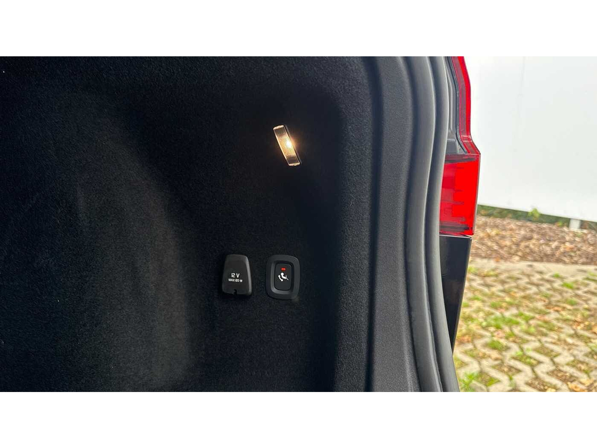 Volvo V60 Core, B4 mild hybrid, Diesel 48482139-21.jpg | ACB Woluwe