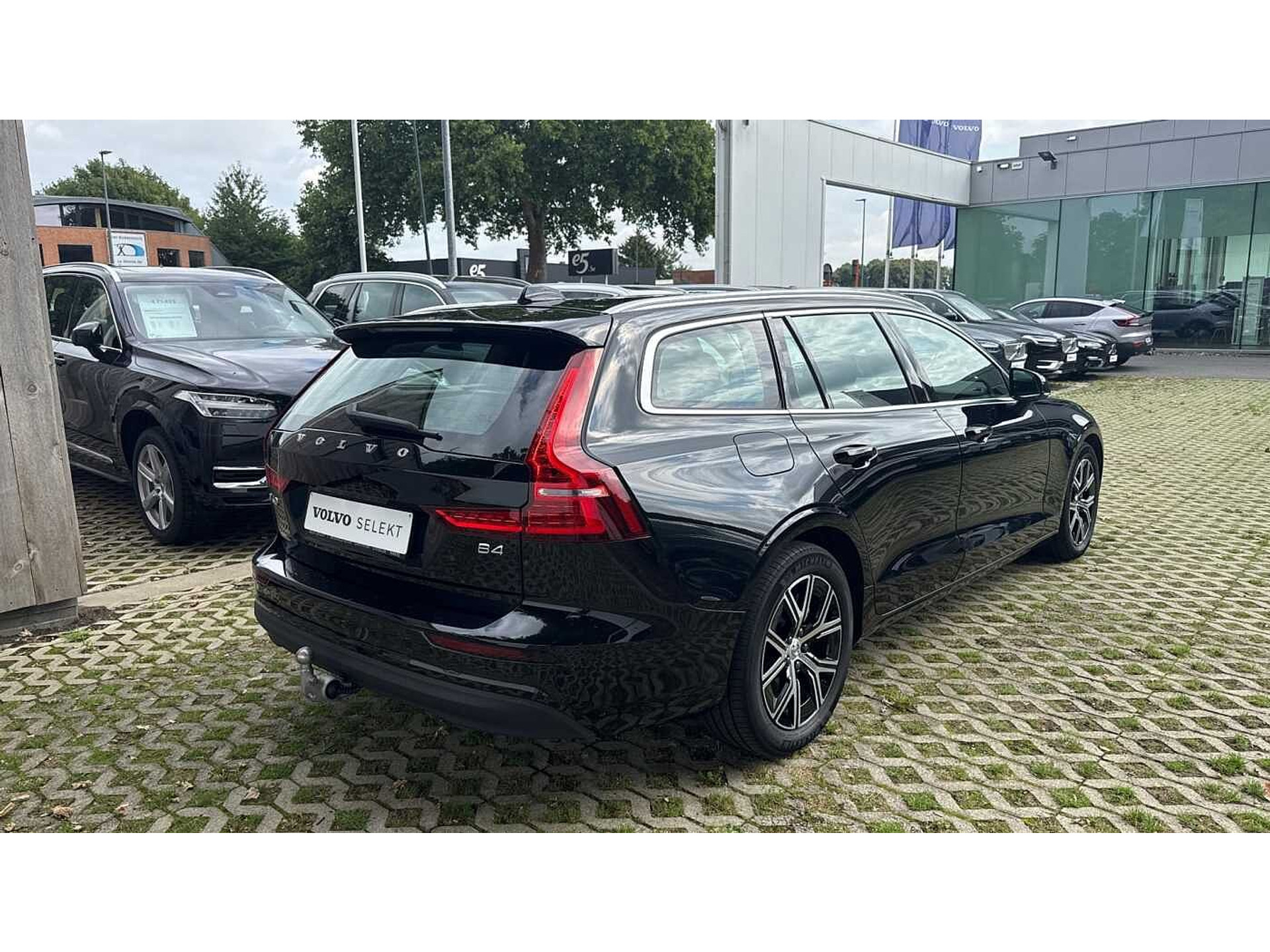 Volvo V60 Core, B4 mild hybrid, Diesel 48482139-6.jpg | ACB Woluwe