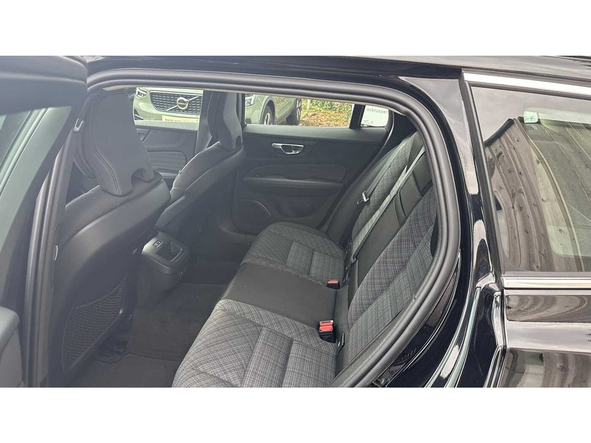 Volvo V60 Core, B4 mild hybrid, Diesel 48482139-9.jpg | ACB Woluwe