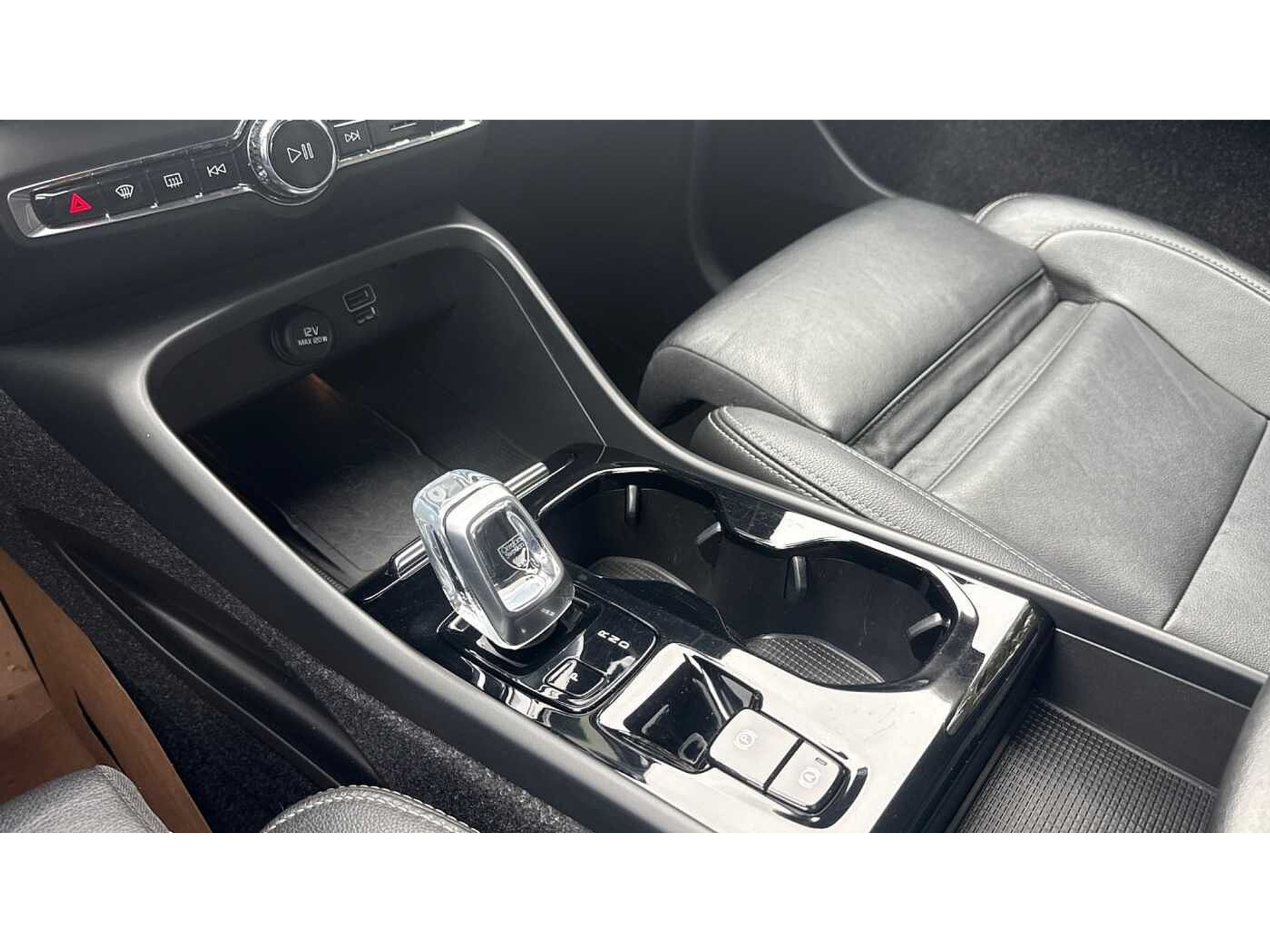 Volvo XC40 Recharge Inscription, T5 plug-in hybrid 48482149-17.jpg | ACB Woluwe