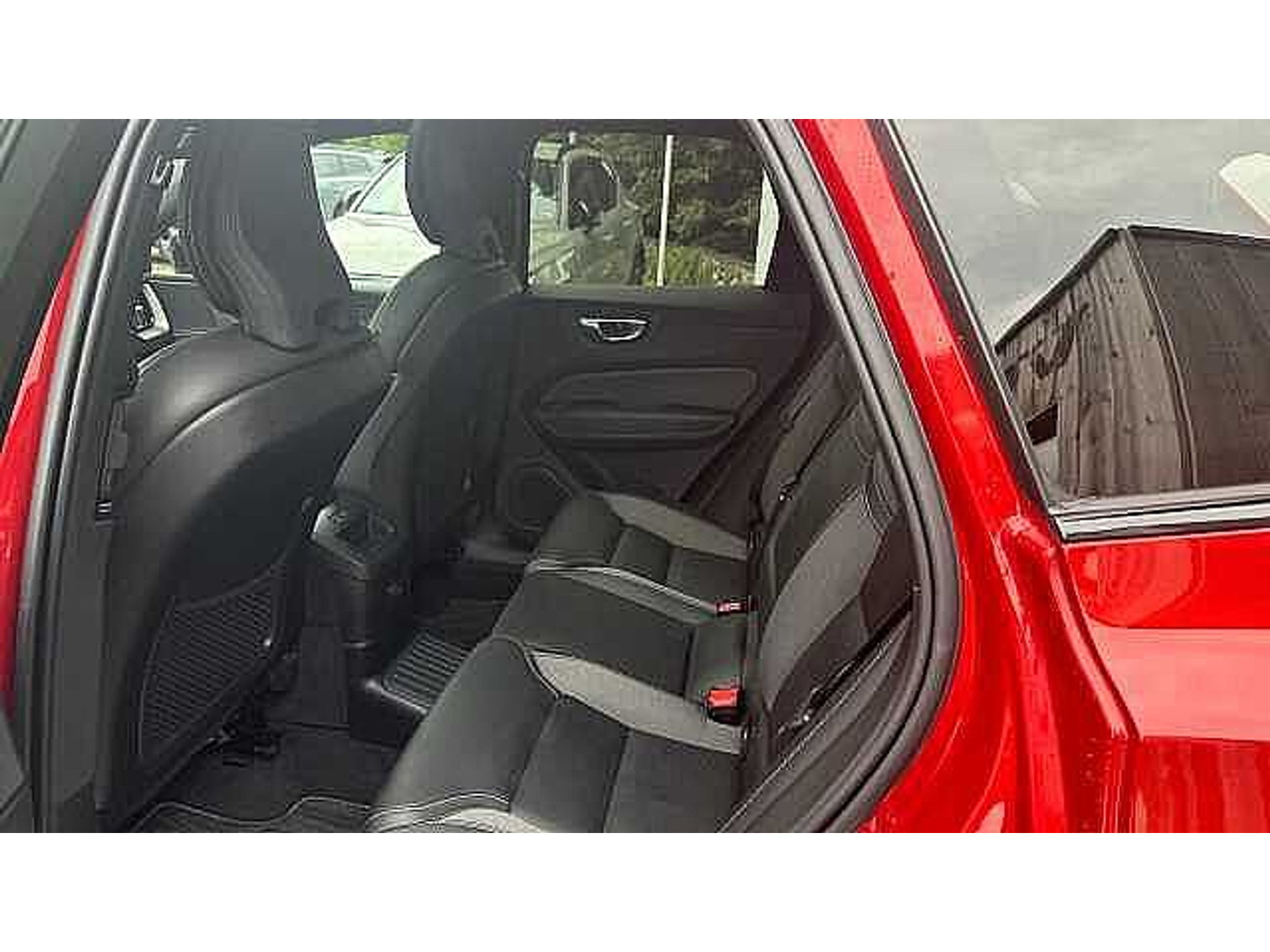 Volvo XC60 Recharge R-Design, T8 AWD Plug in hybride 48482156-9.jpg | ACB Woluwe