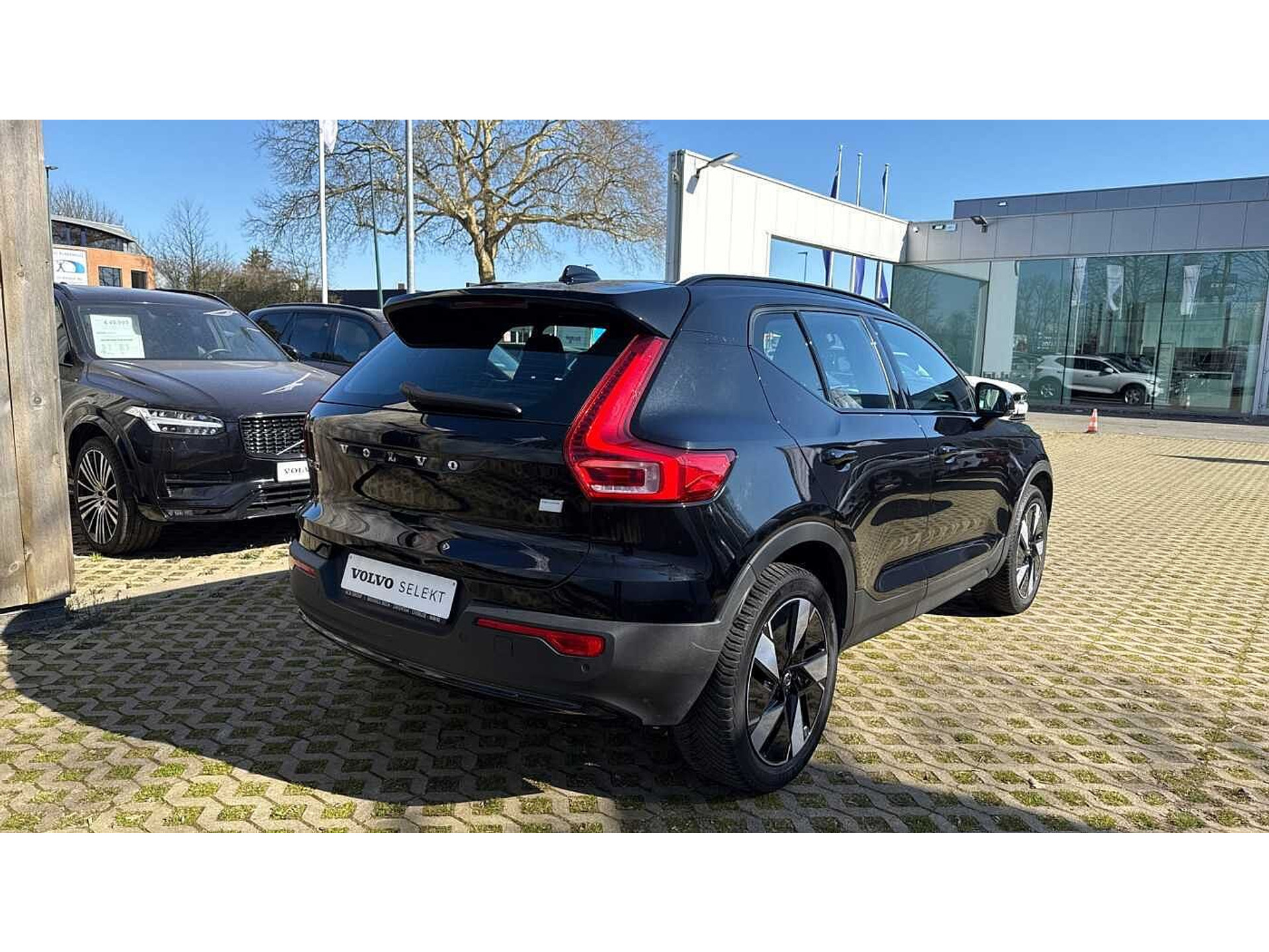 Volvo XC40 Recharge Core, Single Motor Extended Range 48485182-6.jpg | ACB Woluwe