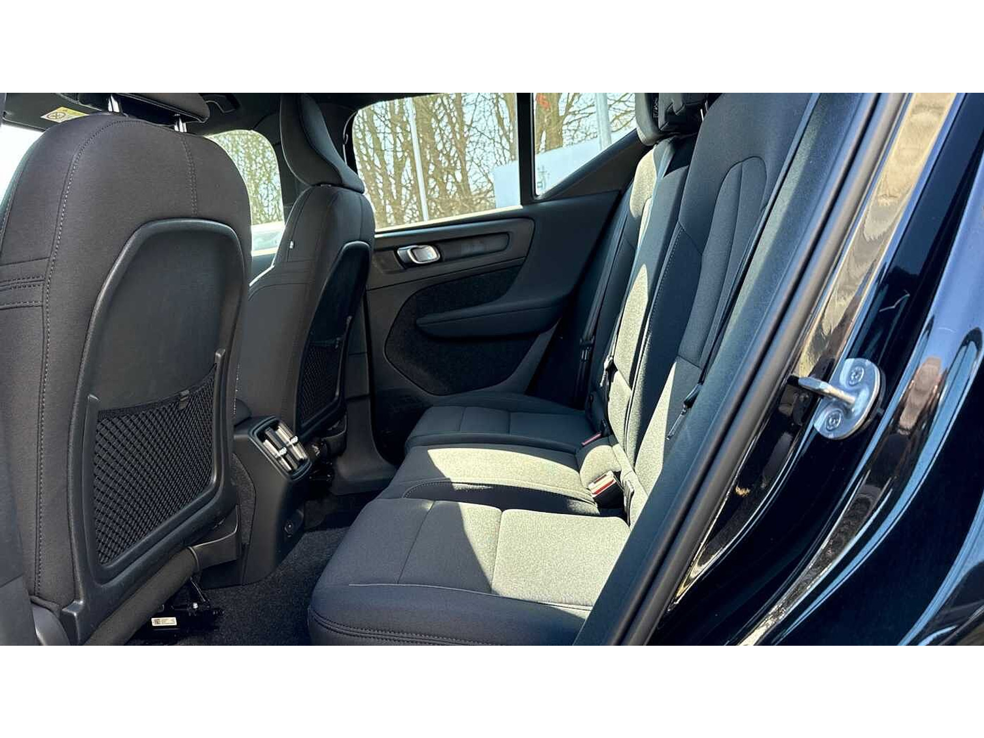 Volvo XC40 Recharge Core, Single Motor Extended Range 48485182-9.jpg | ACB Woluwe