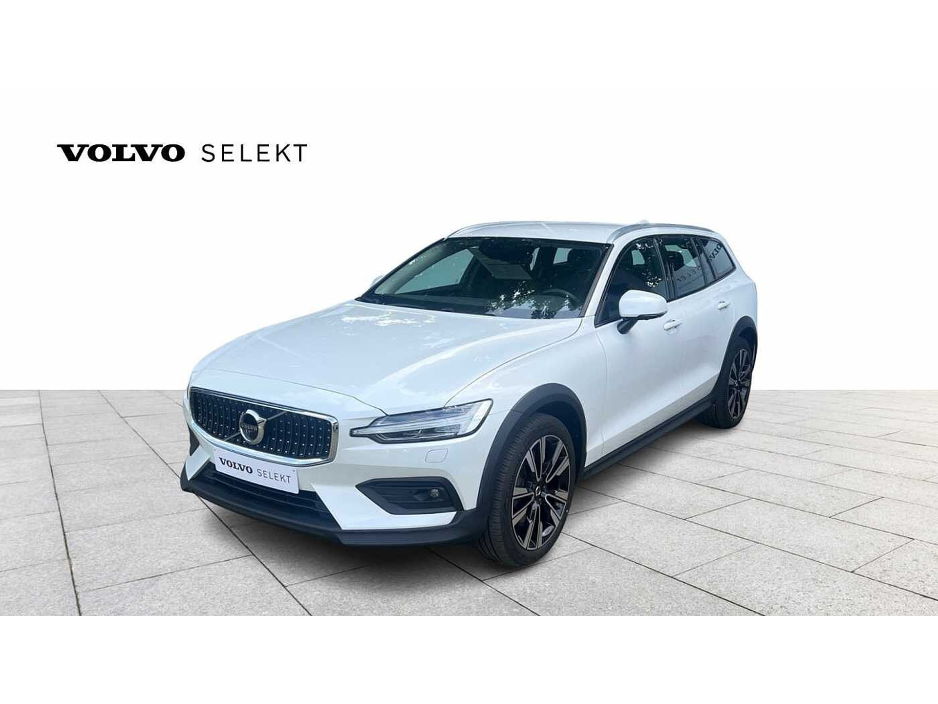 Volvo V60 Cross Country Pro , B4 AWD mild hybrid 48533053-0.jpg | ACB Woluwe