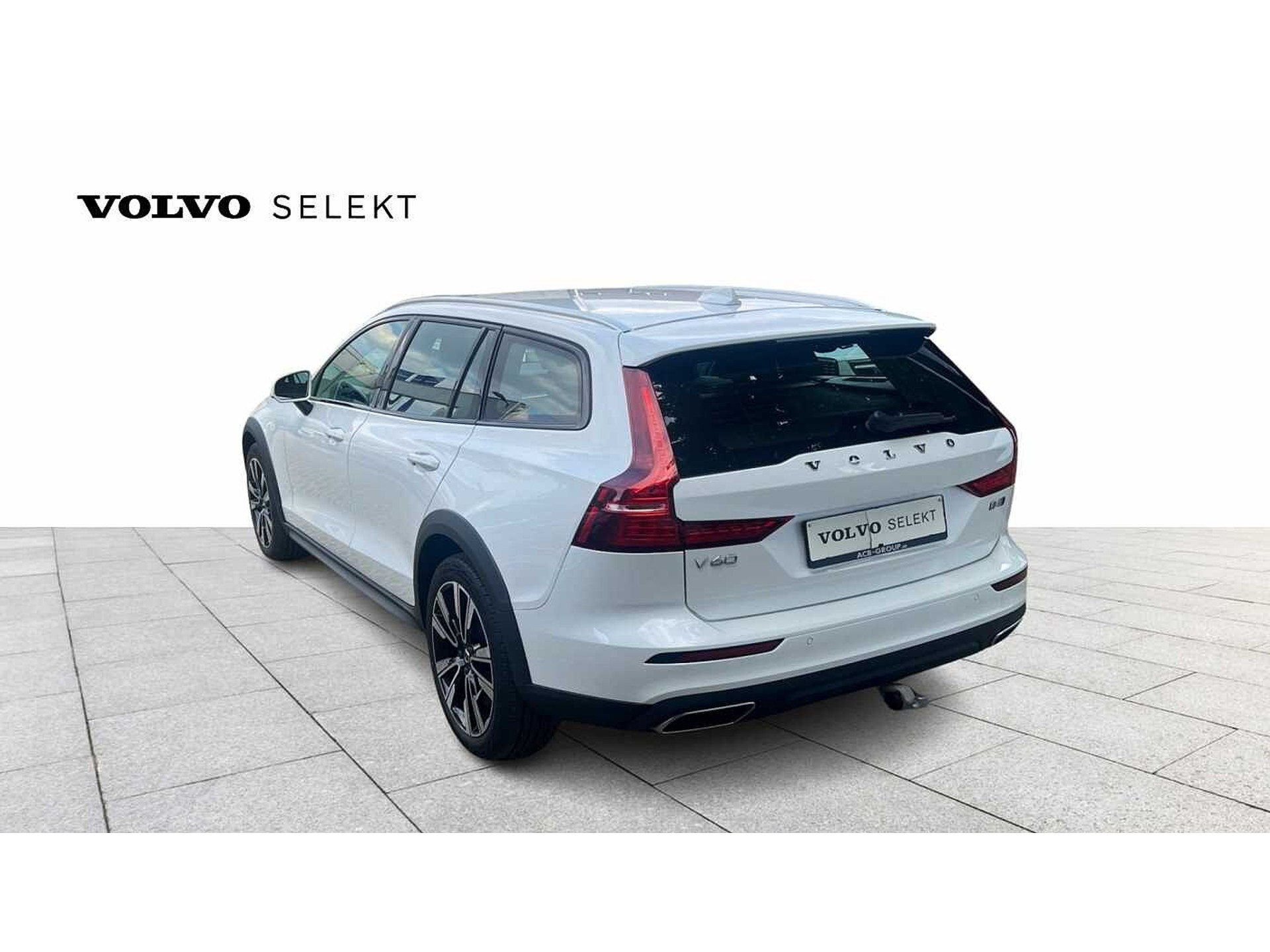 Volvo V60 Cross Country Pro , B4 AWD mild hybrid 48533053-1.jpg | ACB Woluwe
