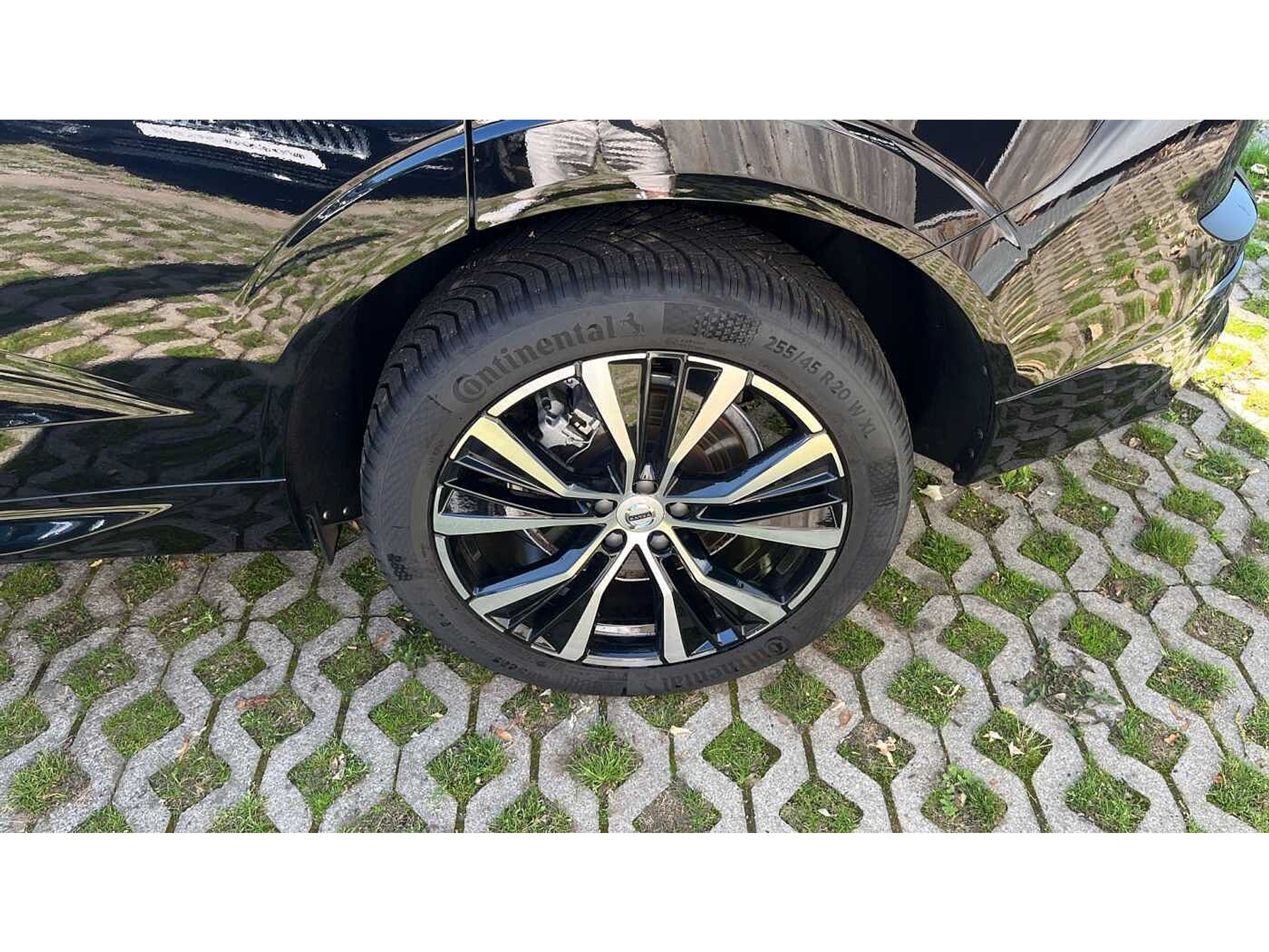 Volvo XC60 B4 Mild Hybrid, Plus Dark 48533055-14.jpg | ACB Woluwe