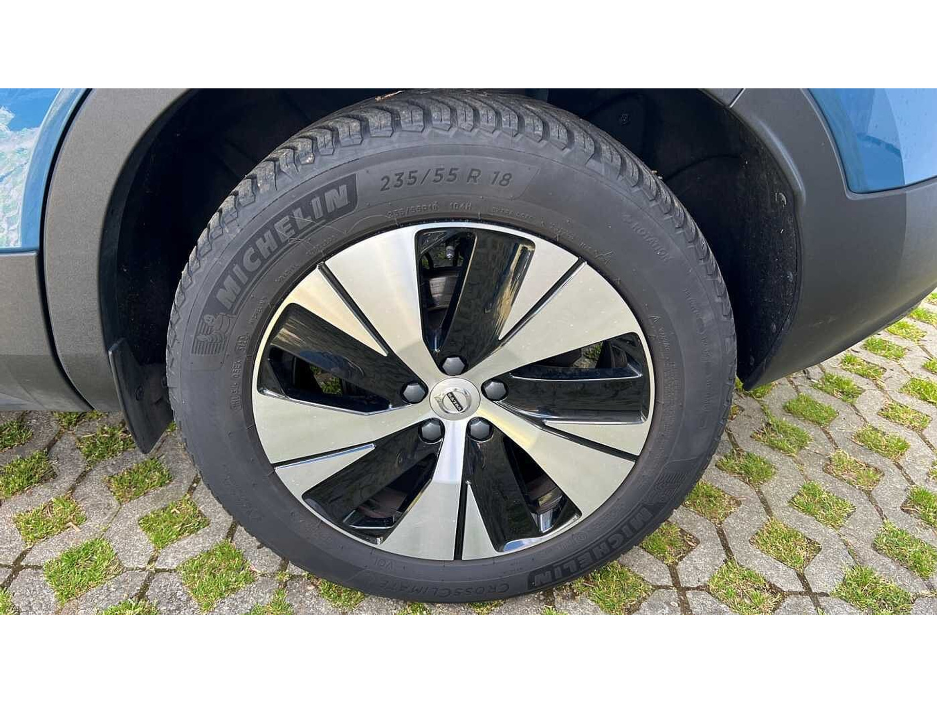 Volvo XC40 Recharge Plus Dark, T4 plug-in hybrid 48533056-14.jpg | ACB Woluwe