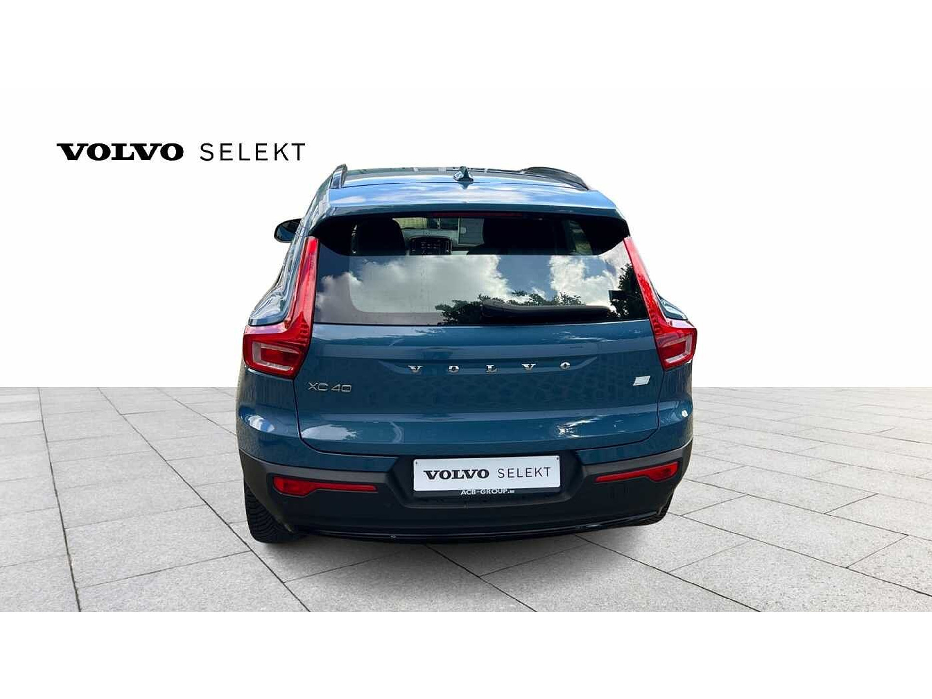 Volvo XC40 Recharge Plus Dark, T4 plug-in hybrid 48533056-3.jpg | ACB Woluwe