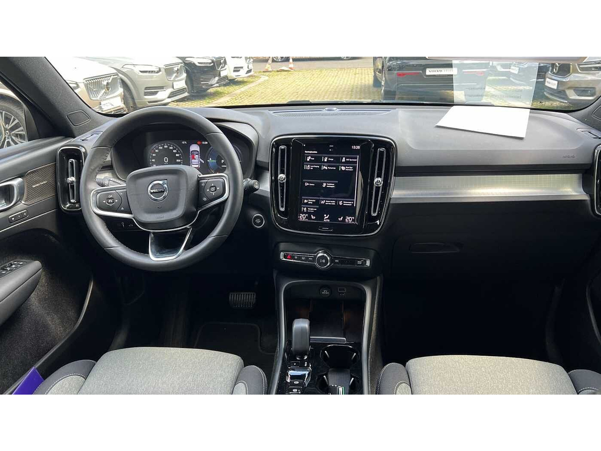 Volvo XC40 Recharge Plus Dark, T4 plug-in hybrid 48533056-8.jpg | ACB Woluwe