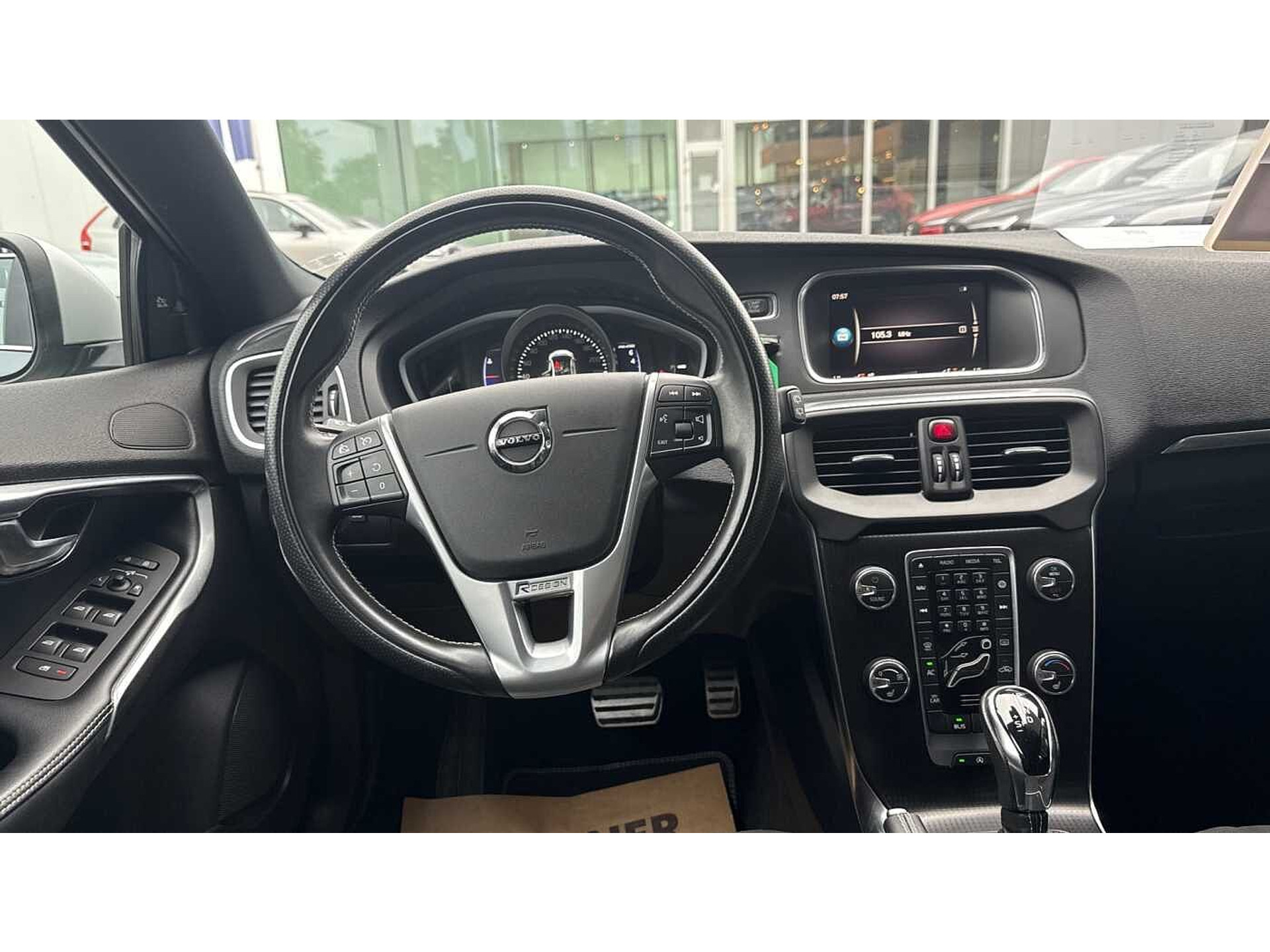 Volvo V40 Sport Edition T2 Geartronic 48533060-11.jpg | ACB Woluwe