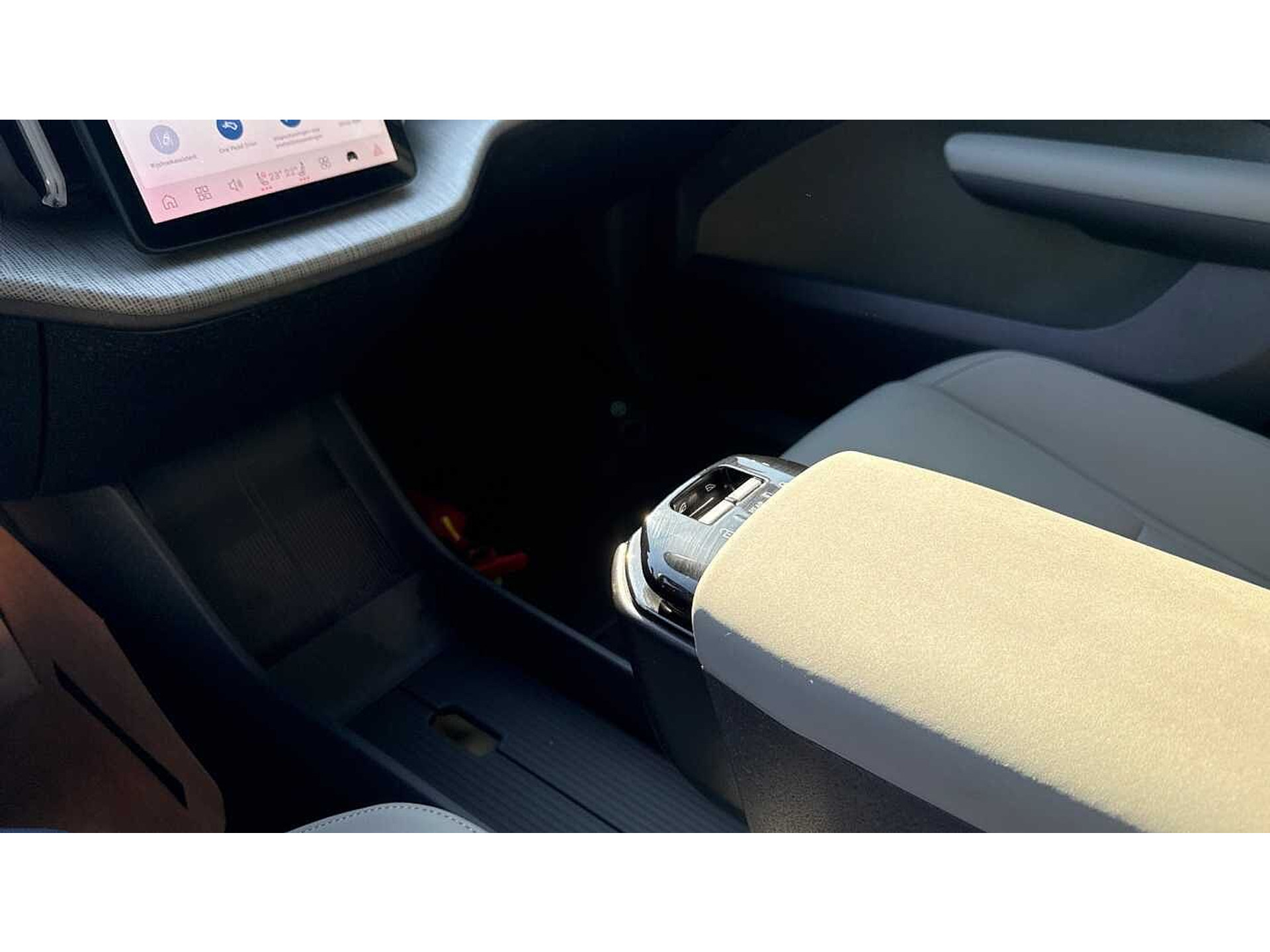 Volvo EX30 Plus, Single Motor Extended Range 48569000-19.jpg | ACB Woluwe