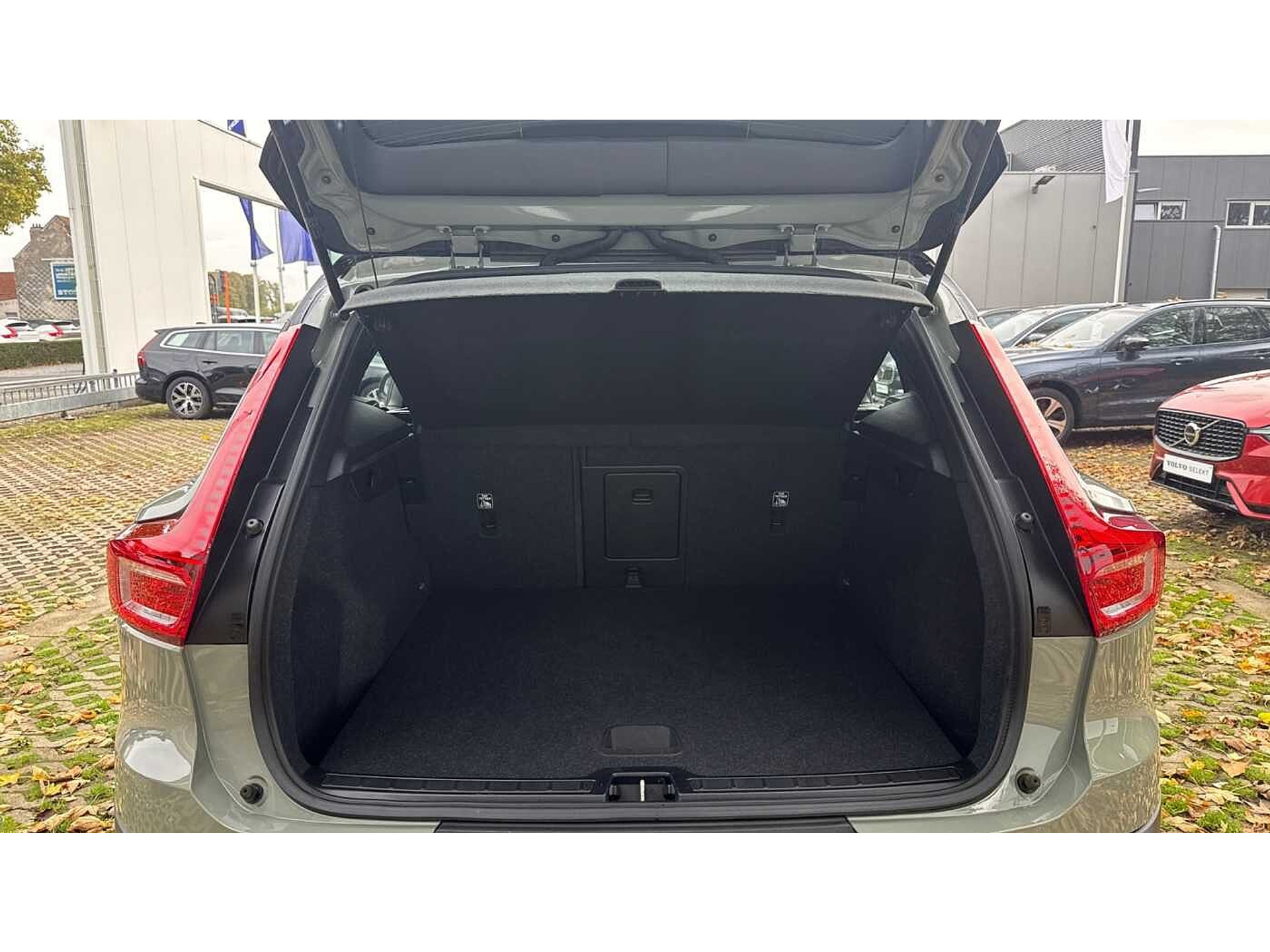 Volvo XC40 Recharge Core, Single Motor Extended Range, Elektrisch 48569546-10.jpg | ACB Woluwe