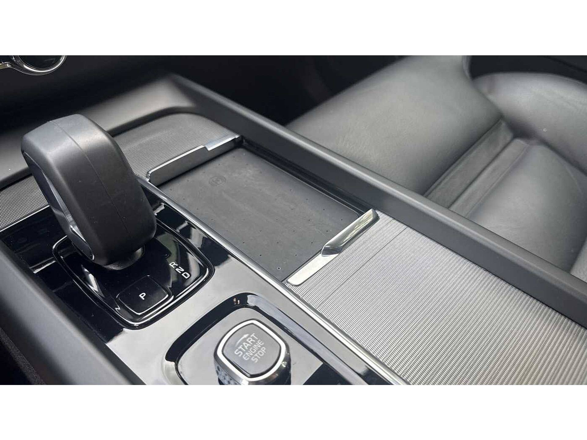 Volvo XC60 Recharge Plus Bright, T6 AWD plug-in hybrid 48569547-20.jpg | ACB Woluwe