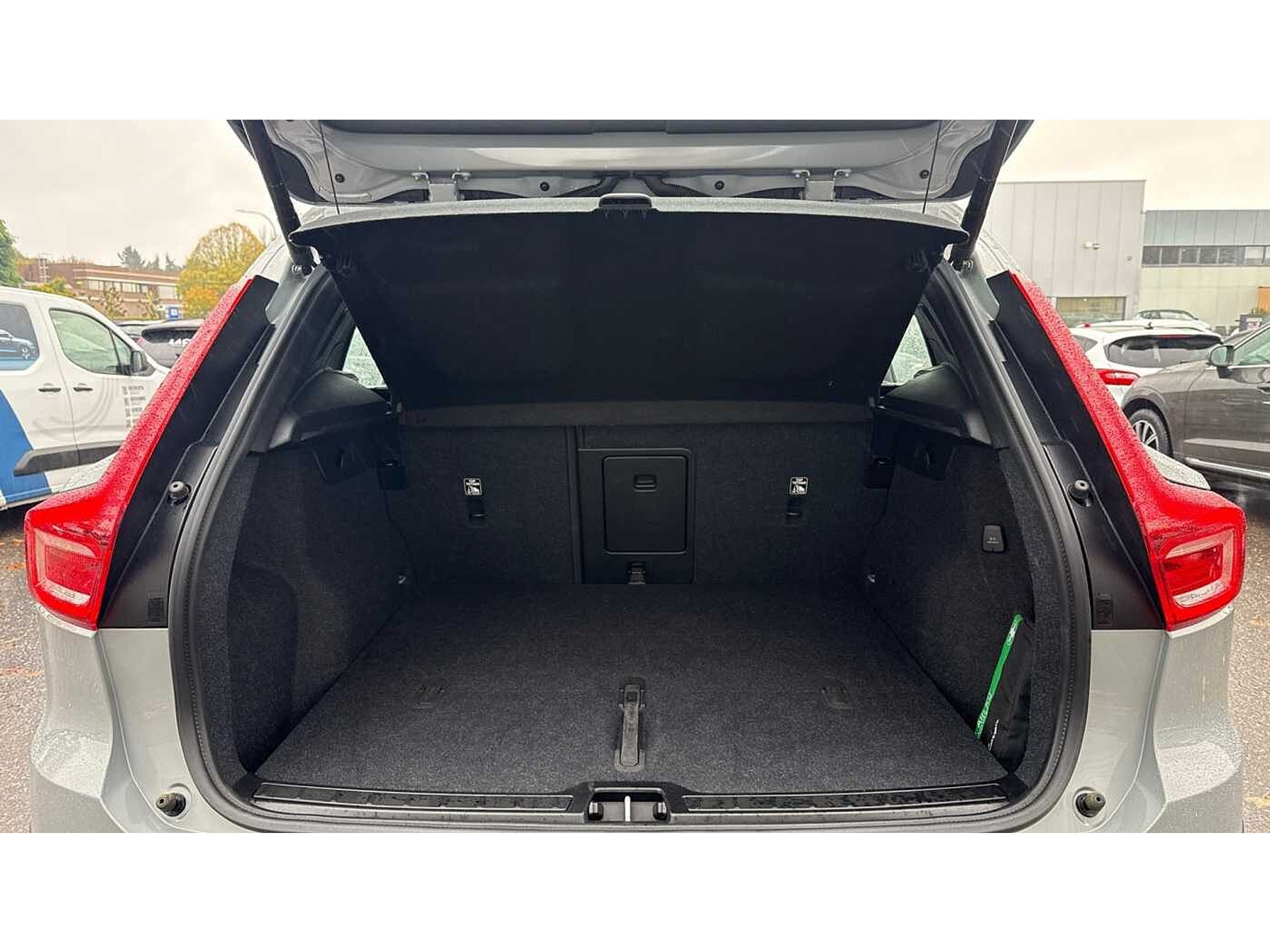 Volvo XC40 Core, T2 Automaat, Benzine 48630663-10.jpg | ACB Woluwe