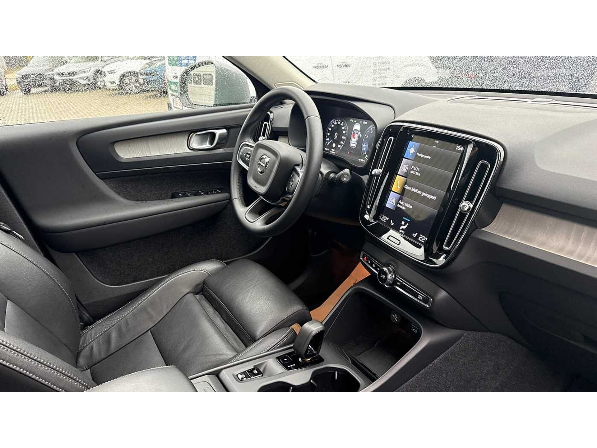 Volvo XC40 Core, T2 Automaat, Benzine 48630663-7.jpg | ACB Woluwe