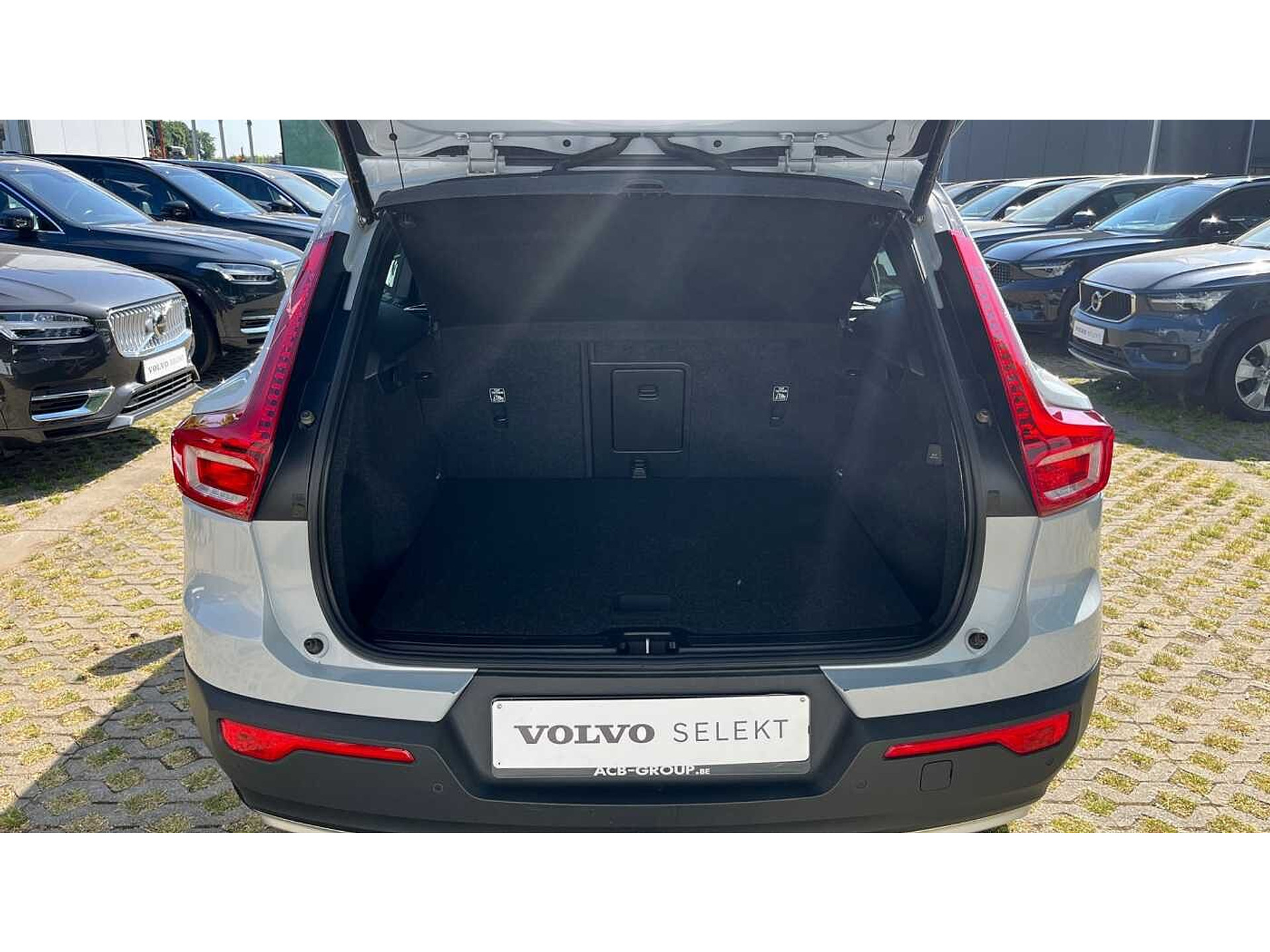 Volvo XC40 Recharge Inscription , T5 plug in hybrid 48663008-10.jpg | ACB Woluwe