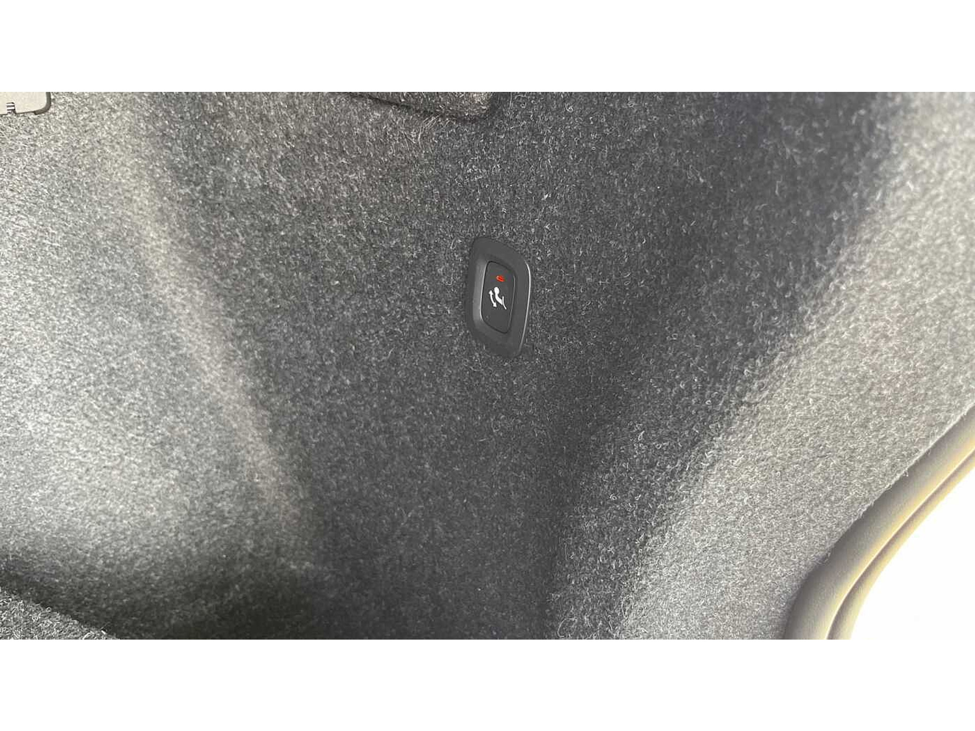 Volvo XC40 Recharge Inscription , T5 plug in hybrid 48663008-15.jpg | ACB Woluwe