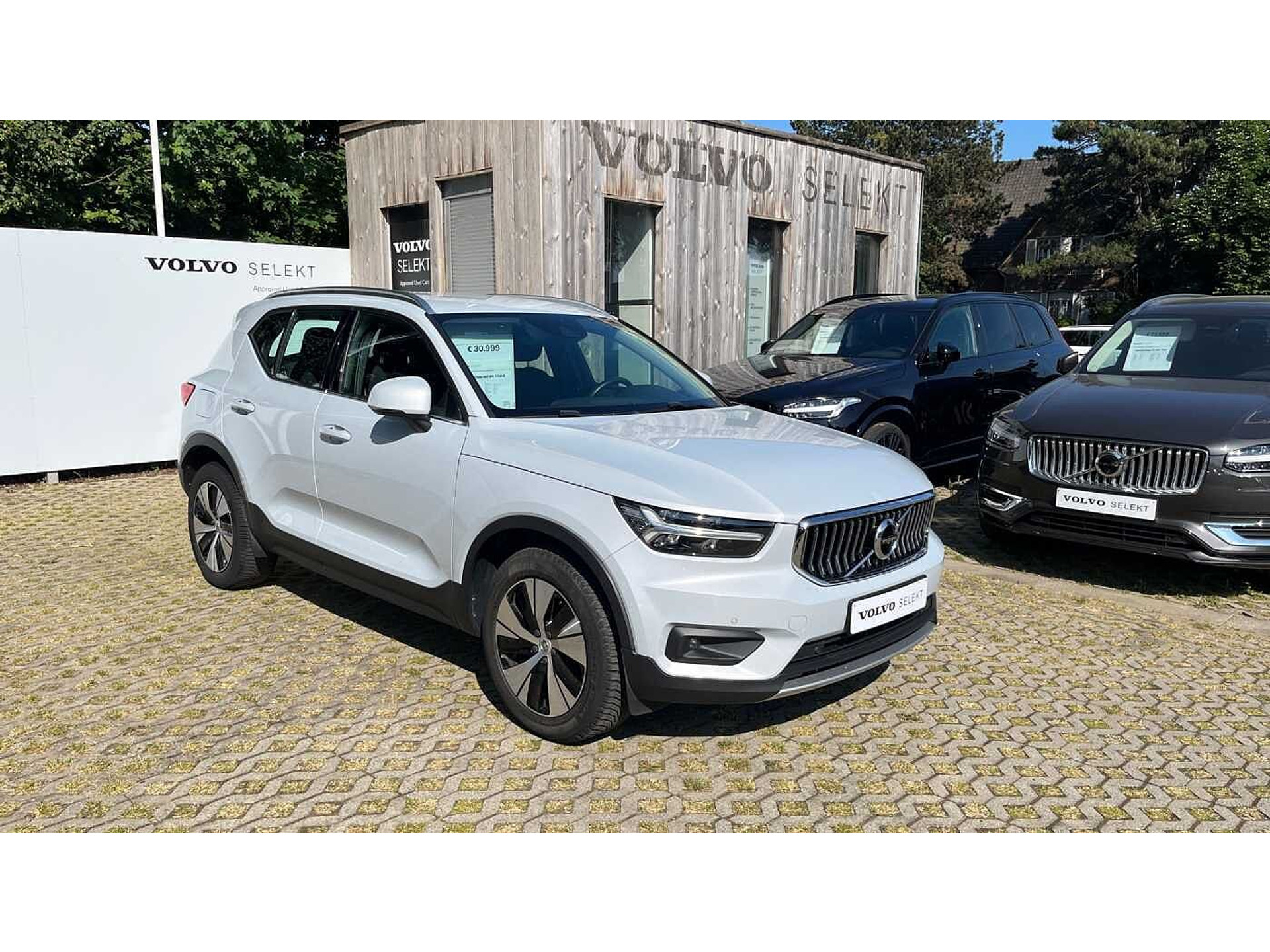 Volvo XC40 Recharge Inscription , T5 plug in hybrid 48663008-5.jpg | ACB Woluwe
