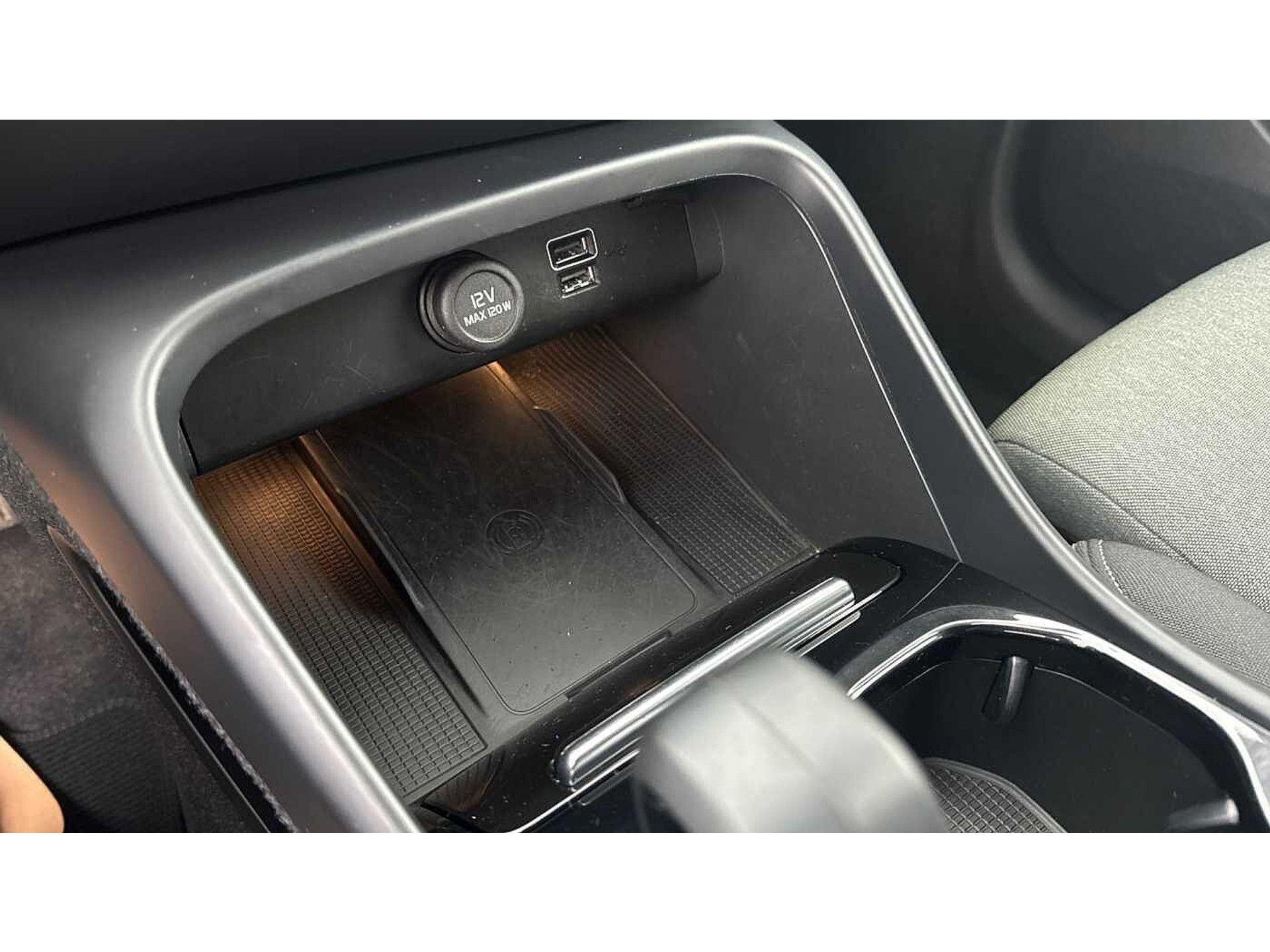 Volvo XC40 Recharge Plus Dark, T4 Plug-in hybrid 48700514-21.jpg | ACB Woluwe