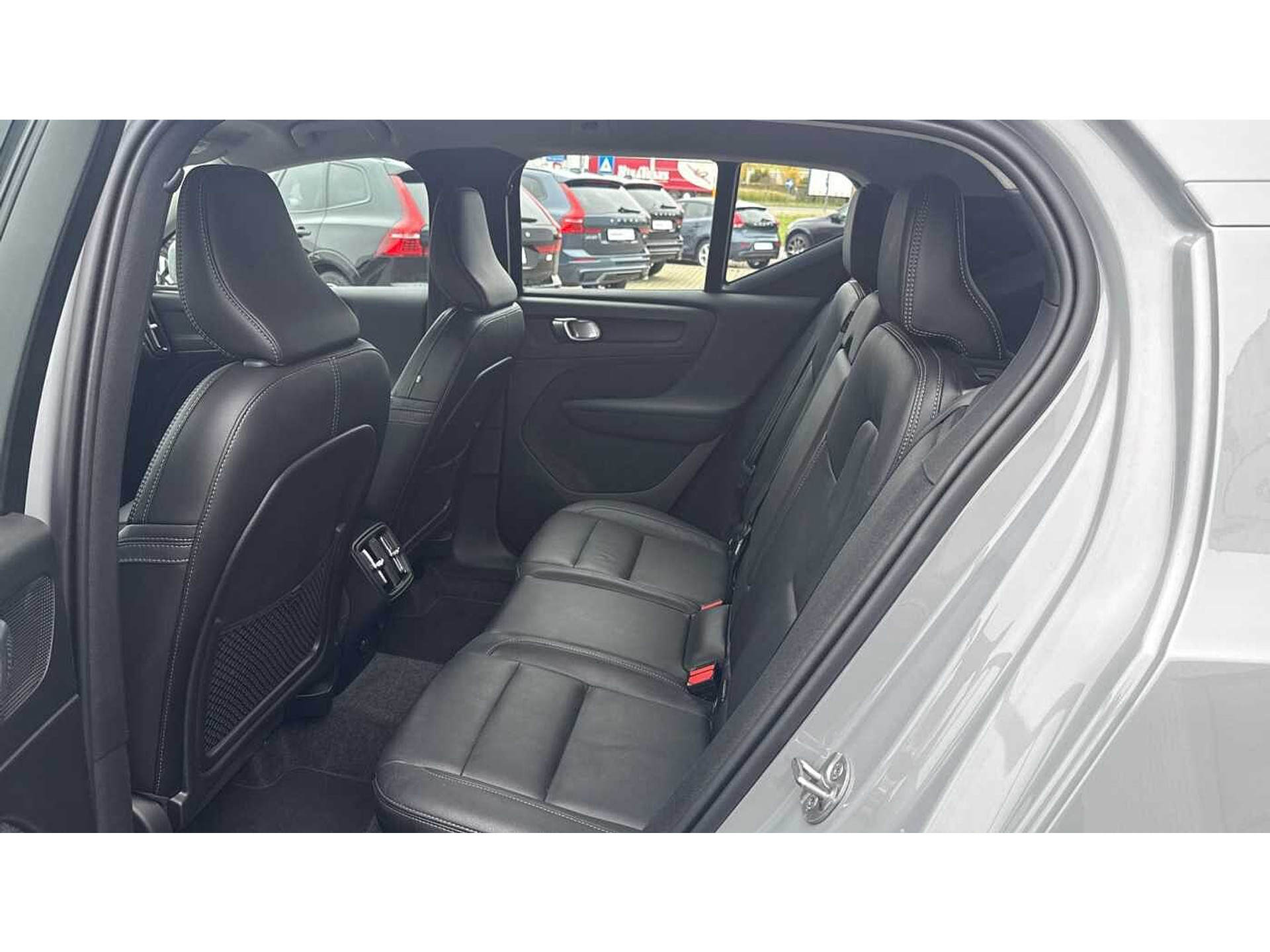 Volvo XC40 Core, B3 Mild hybrid, Benzine 48811681-9.jpg | ACB Woluwe