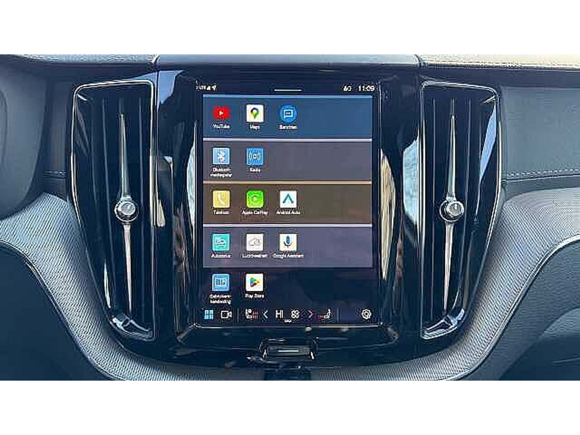 Volvo XC60 Recharge Ultimate Dark, T8 AWD Plug in Hybride 48812279-13.jpg | ACB Woluwe